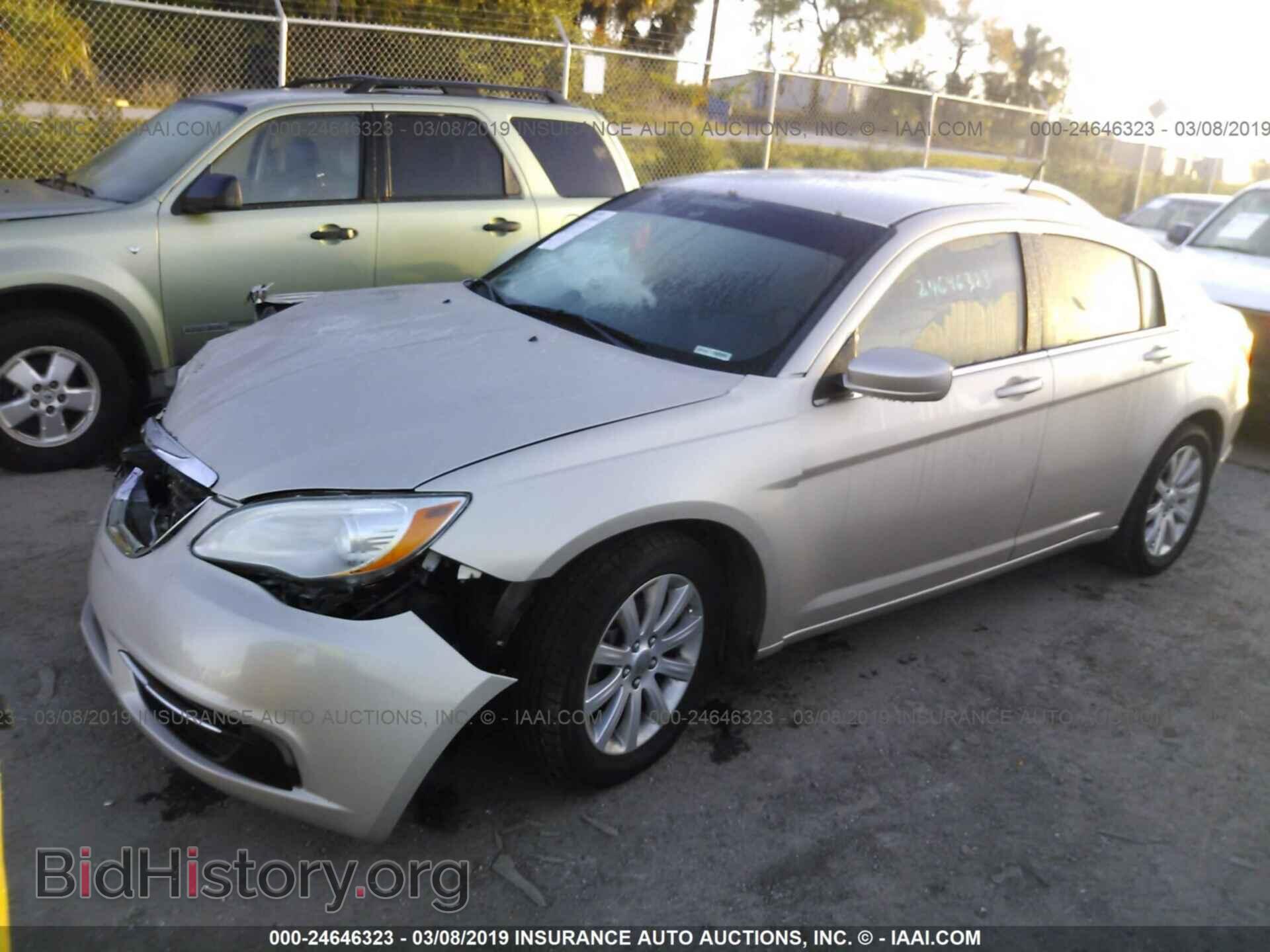 2013 CHRYSLER 200 - VIN: 1C3CCBBB6DN765628 - Photo 2