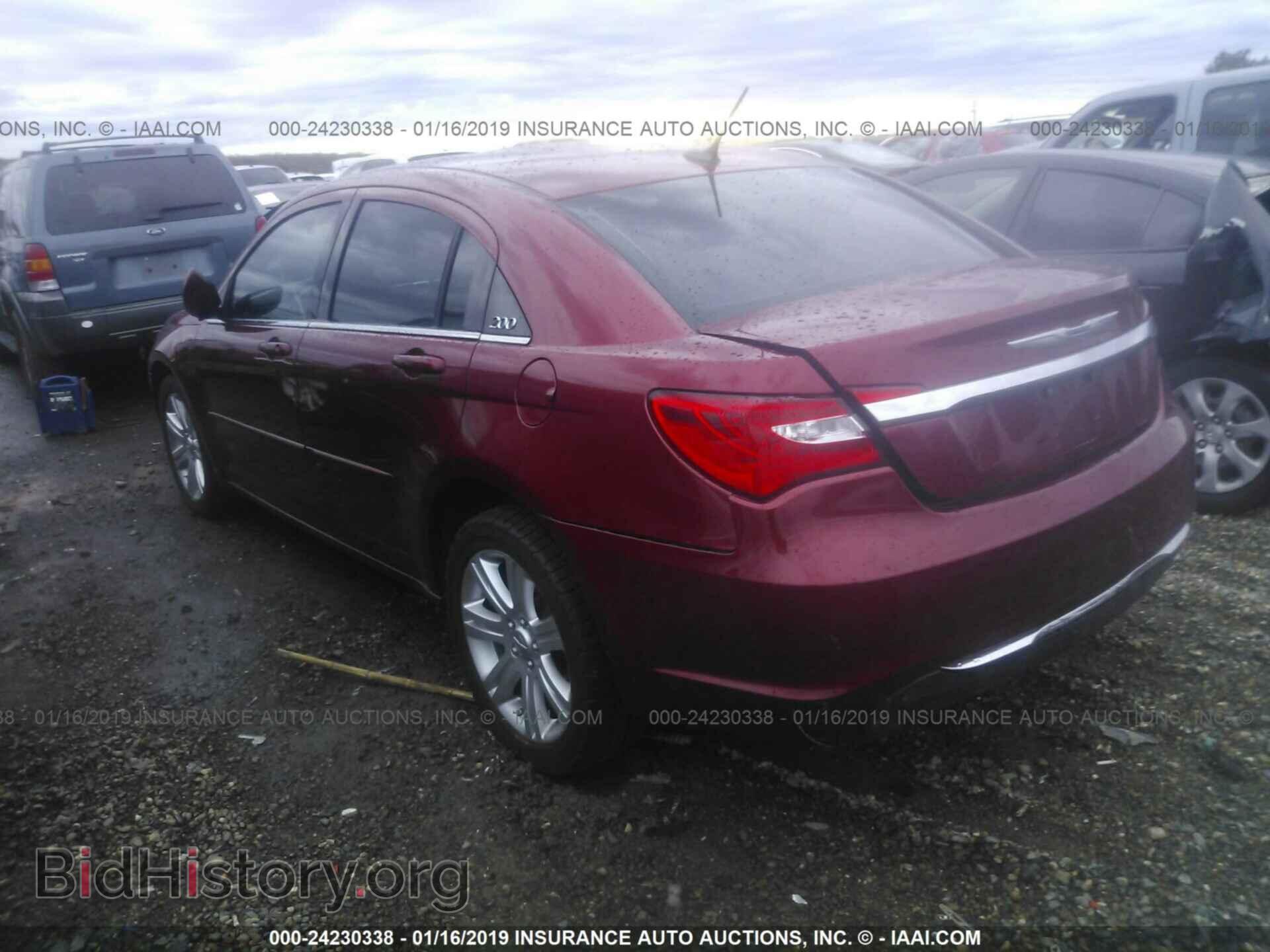 2012 CHRYSLER 200 - VIN: 1C3CCBAB8CN208218 - Фото 3