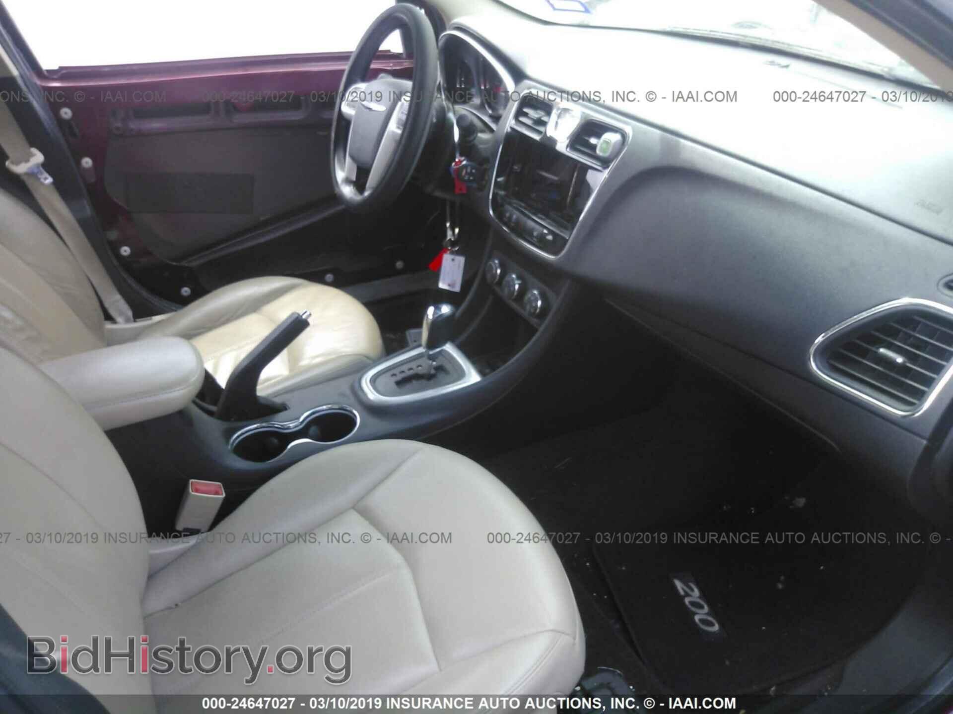 2011 CHRYSLER 200 - VIN: 1C3BC2FG2BN575694 - Фото 5