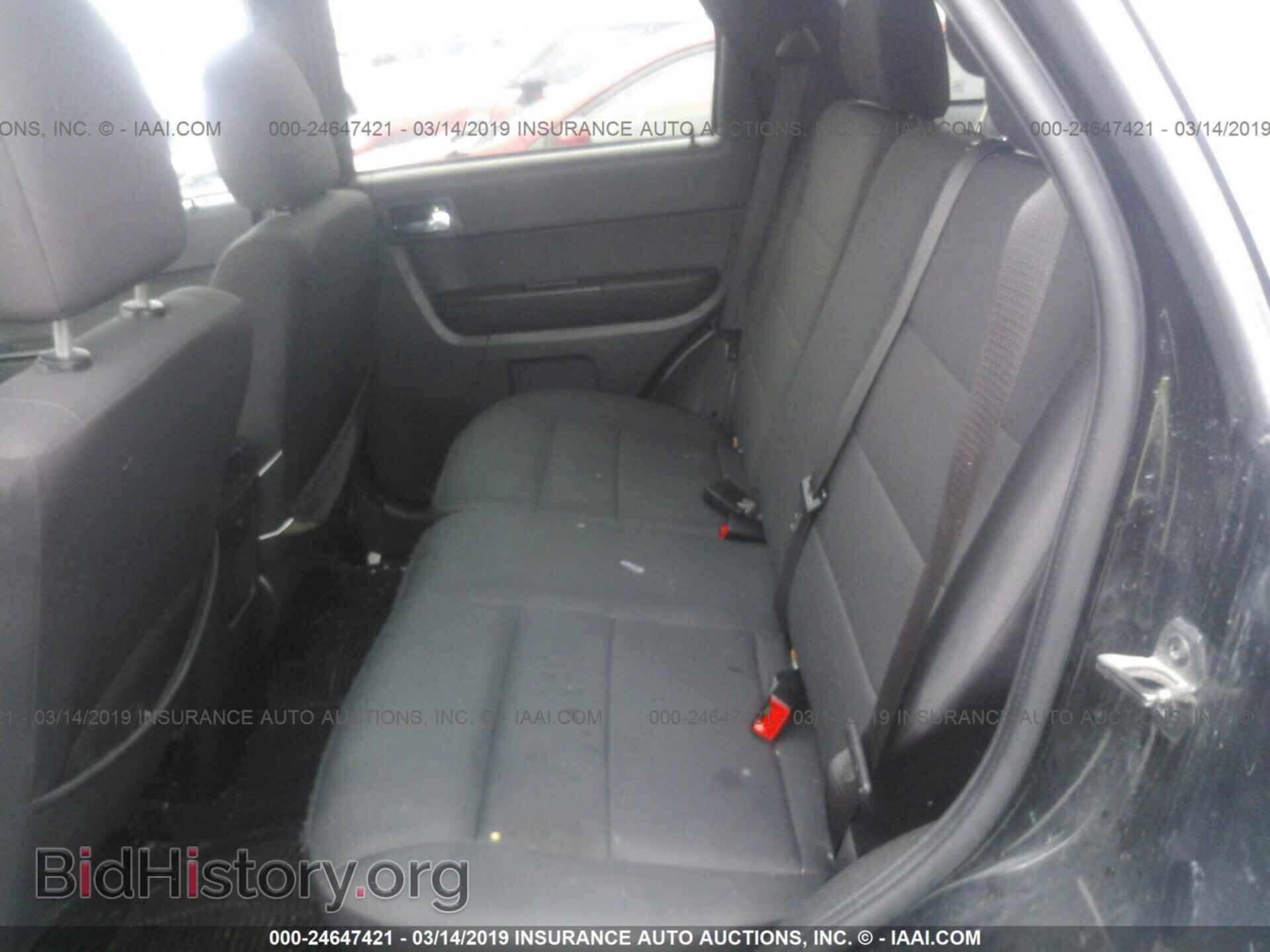 2011 FORD ESCAPE - VIN: 1FMCU9DG2BKB08782 - Photo 8
