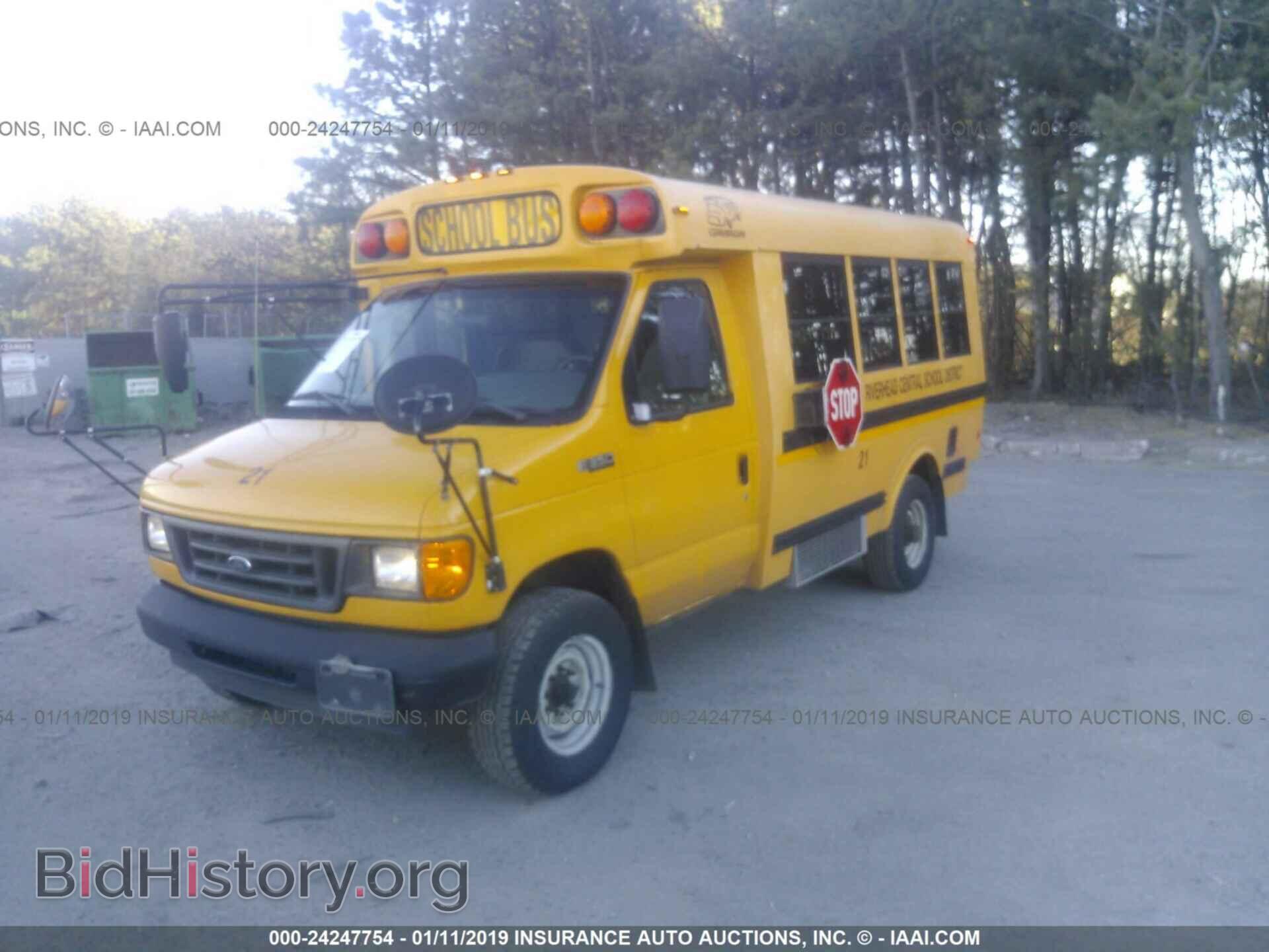 2003 FORD ECONOLINE - VIN: 1FDSE35F53HB52060 - Photo 2