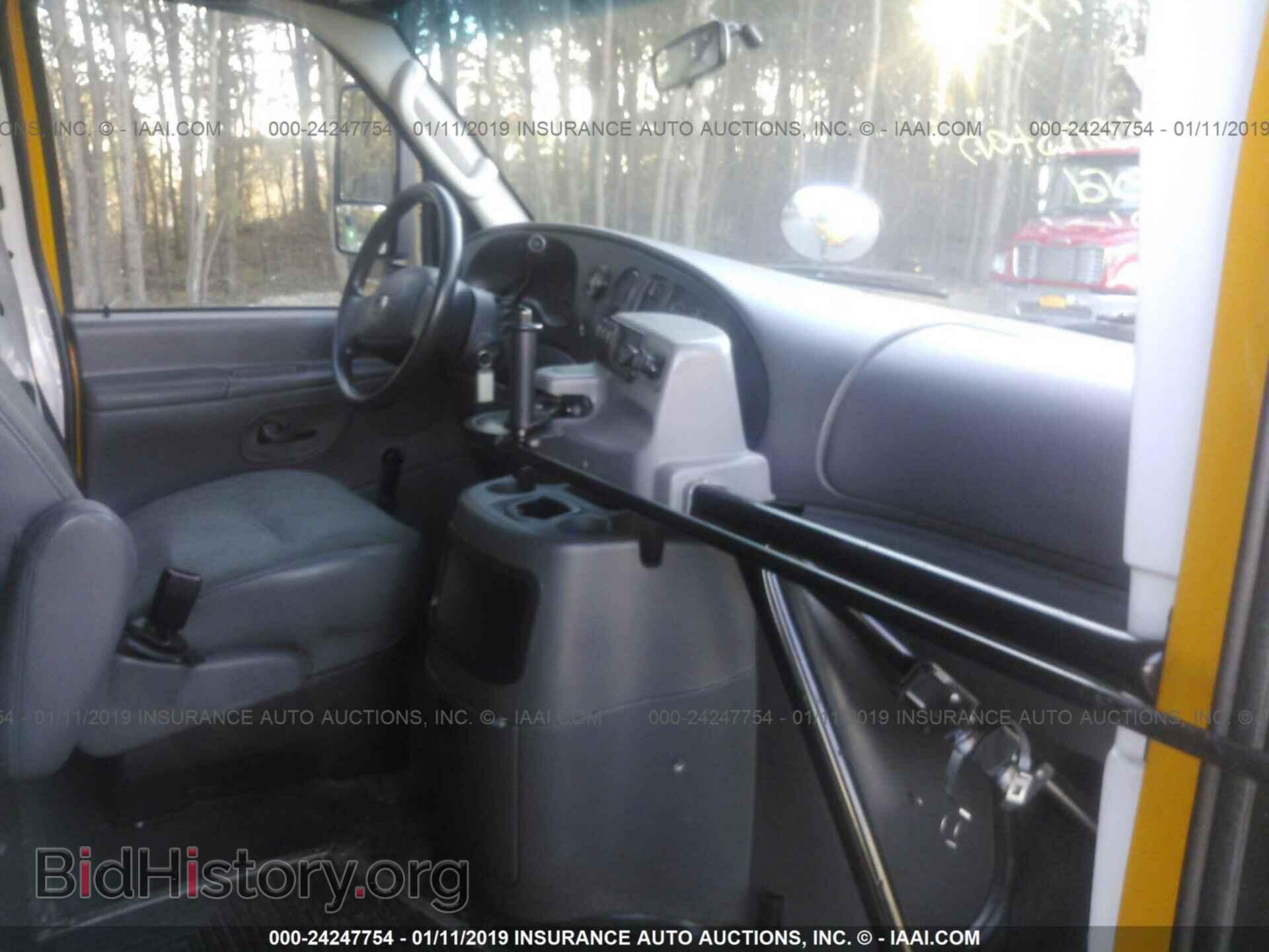 2003 FORD ECONOLINE - VIN: 1FDSE35F53HB52060 - Photo 5