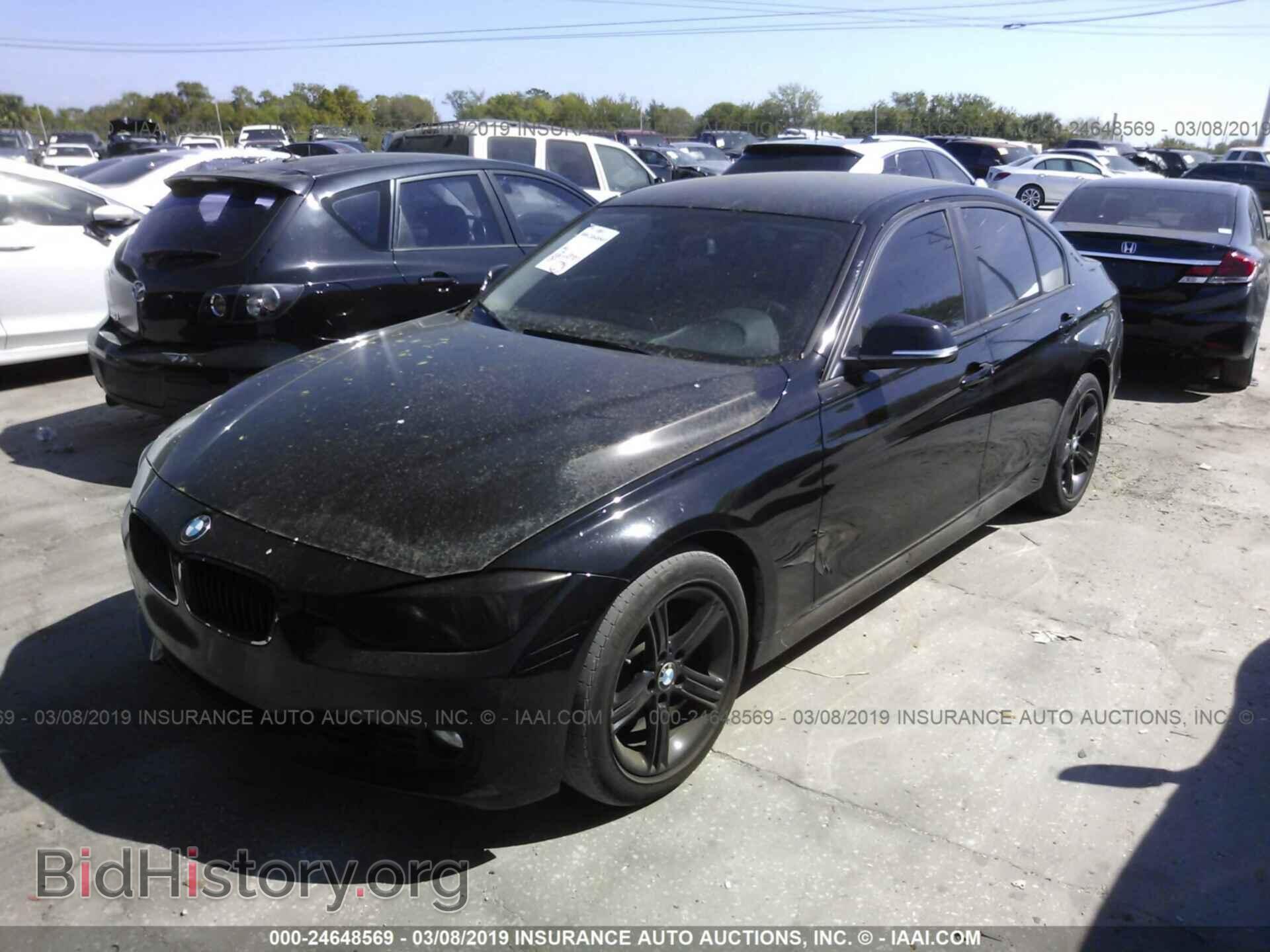 2012 BMW 328 - VIN: WBA3A5C58CF345774 - Фото 2