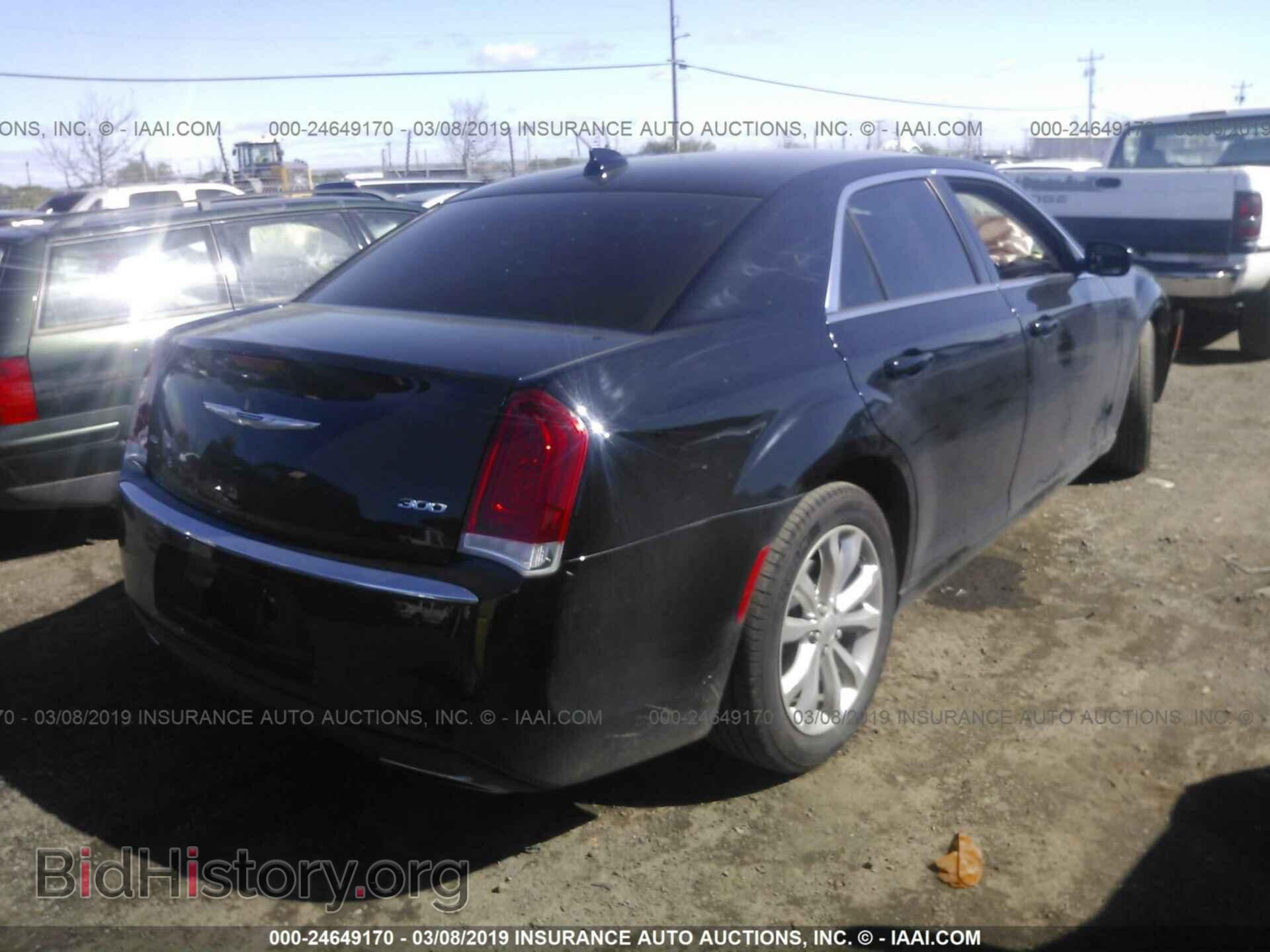 2017 CHRYSLER 300 - VIN: 2C3CCARG9HH610422 - Фото 4
