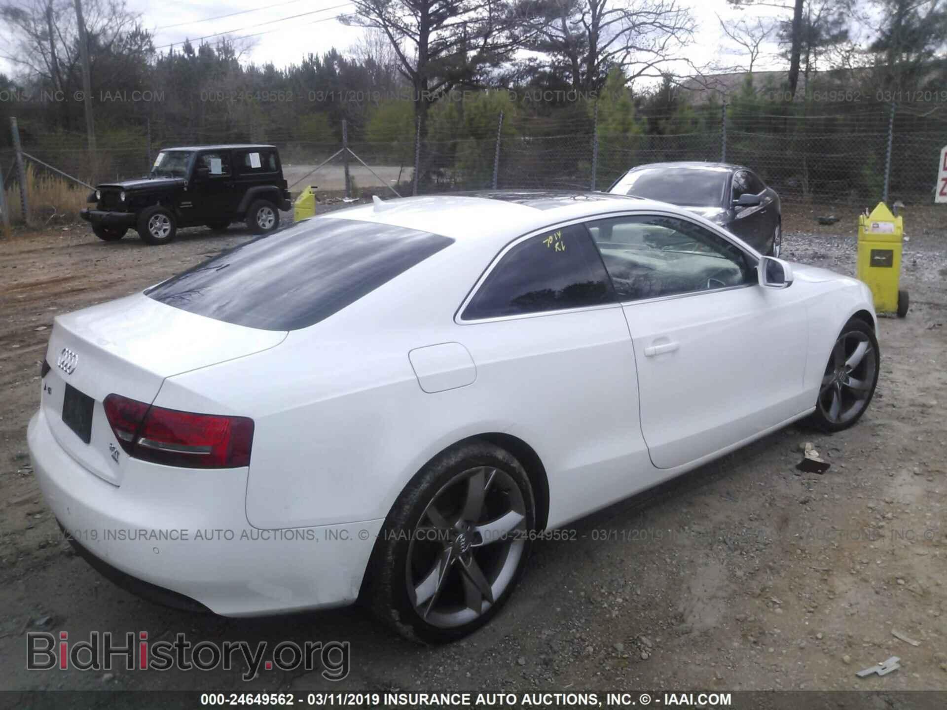2011 AUDI A5 - VIN: WAULFAFR3BA023094 - Фото 4