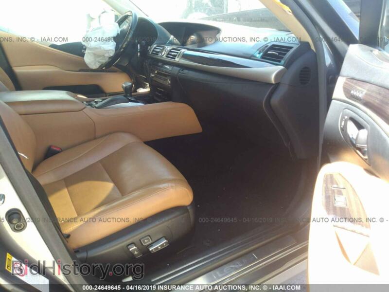 2013 Lexus LS (VIN JTHCL5EF9D5015702) — фото 5 из 10
