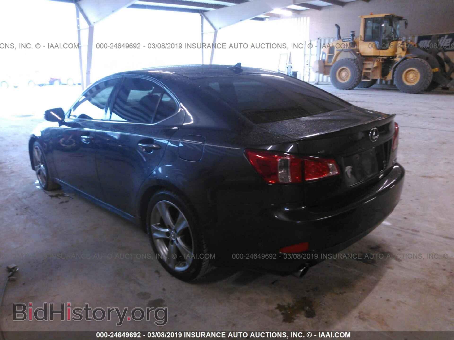 2011 LEXUS IS - VIN: JTHBF5C21B5147482 - Фото 3