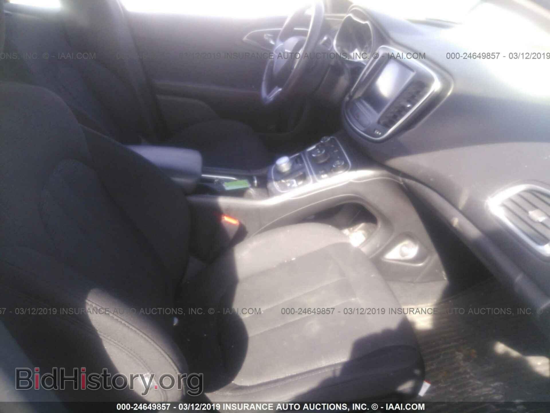 2016 CHRYSLER 200 - VIN: 1C3CCCAB1GN155695 - Фото 5