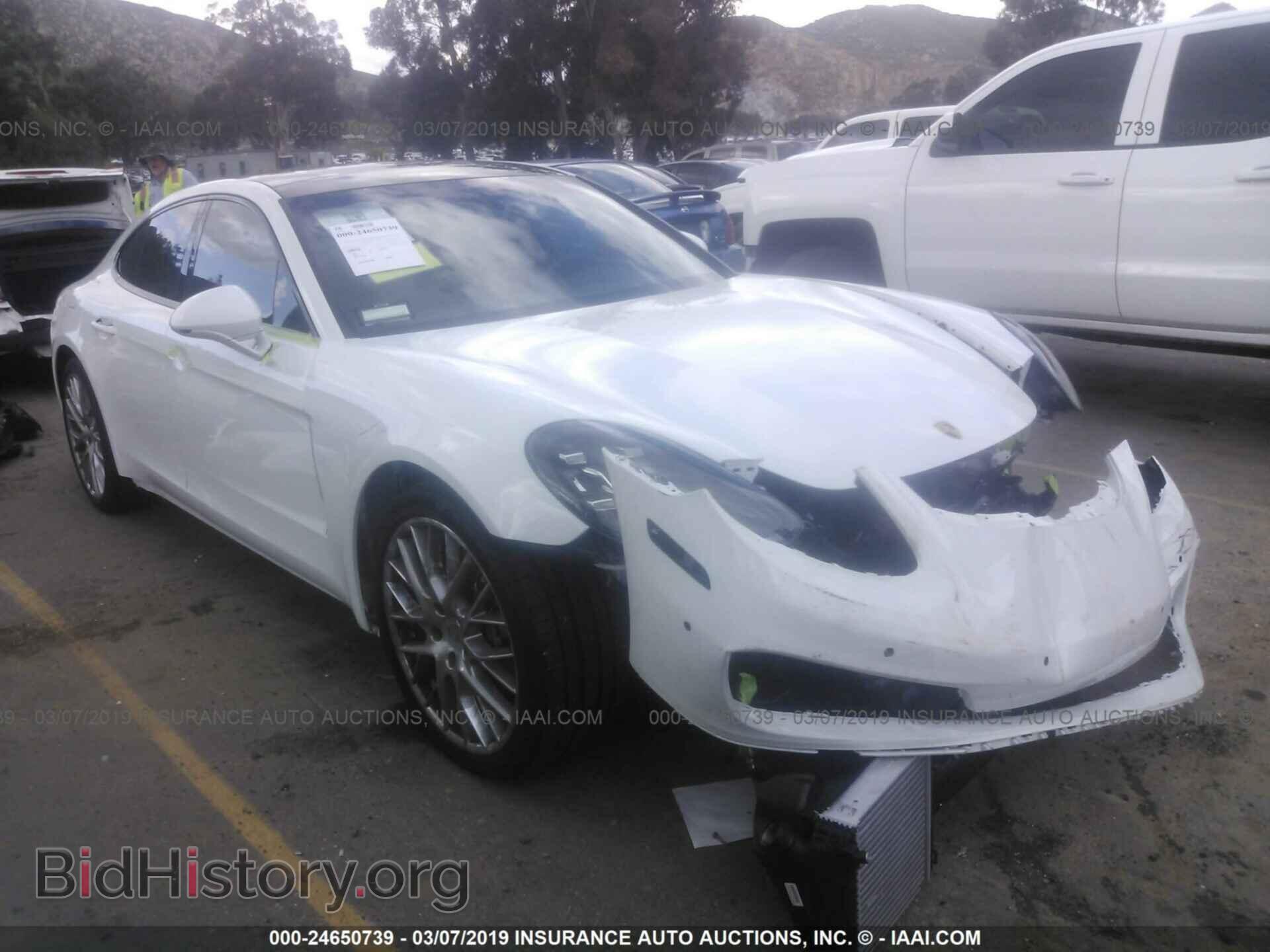 Фотография WP0AB2A78JL136527 - PORSCHE PANAMERA 2018