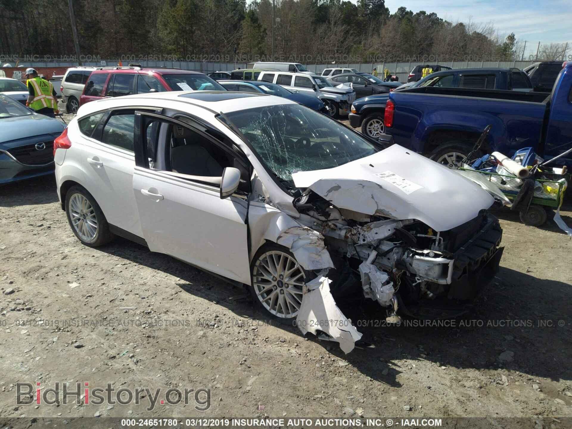 Photo 1FAHP3M22CL247184 - FORD FOCUS 2012