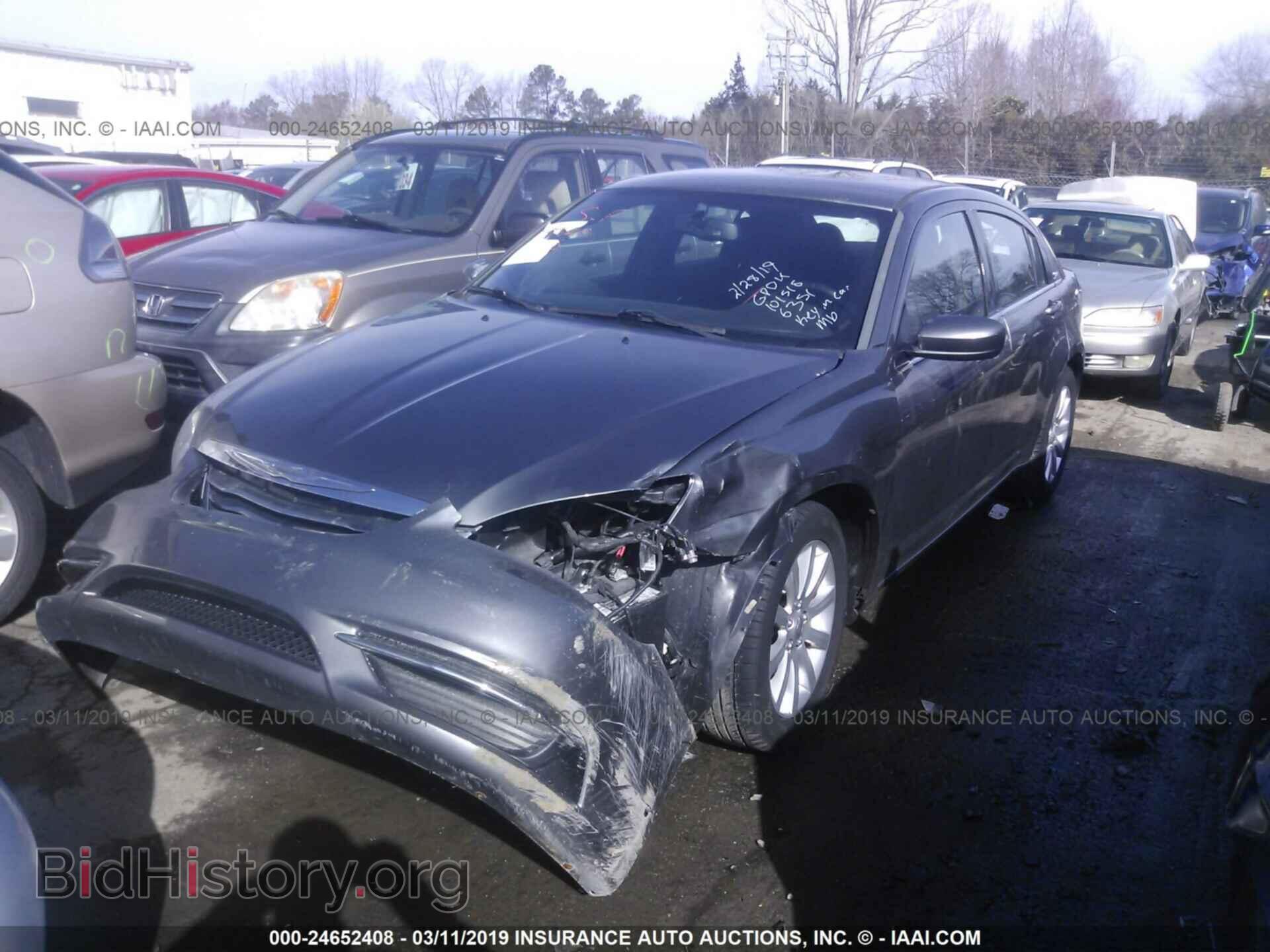 2013 CHRYSLER 200 - VIN: 1C3CCBBB3DN726351 - Photo 2