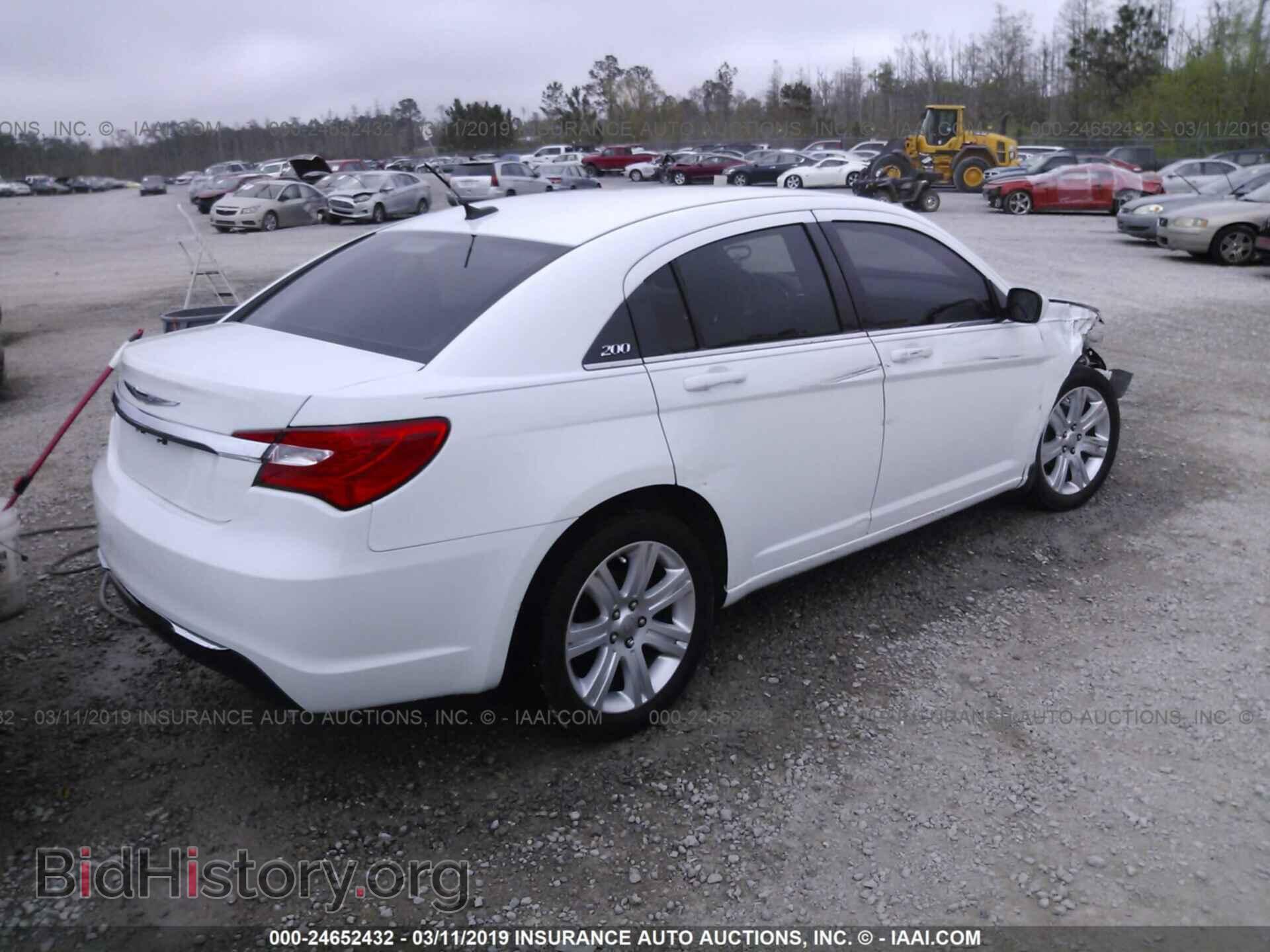 2013 CHRYSLER 200 - VIN: 1C3CCBBB5DN734760 - Photo 4
