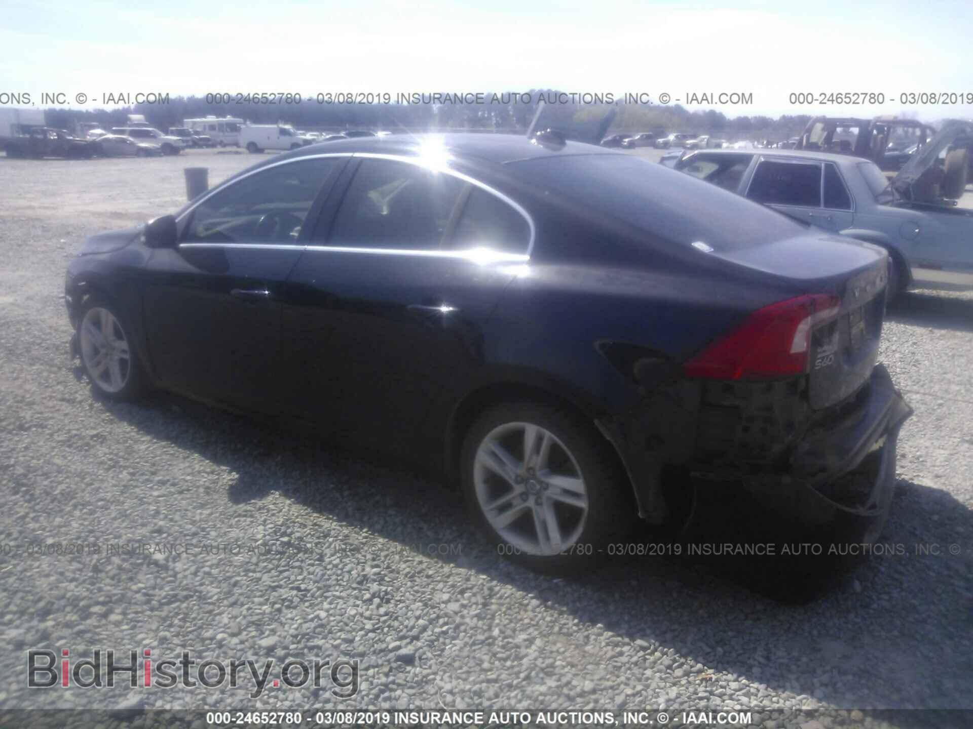 2015 VOLVO S60 - VIN: YV140MFB2F2315231 - Фото 3
