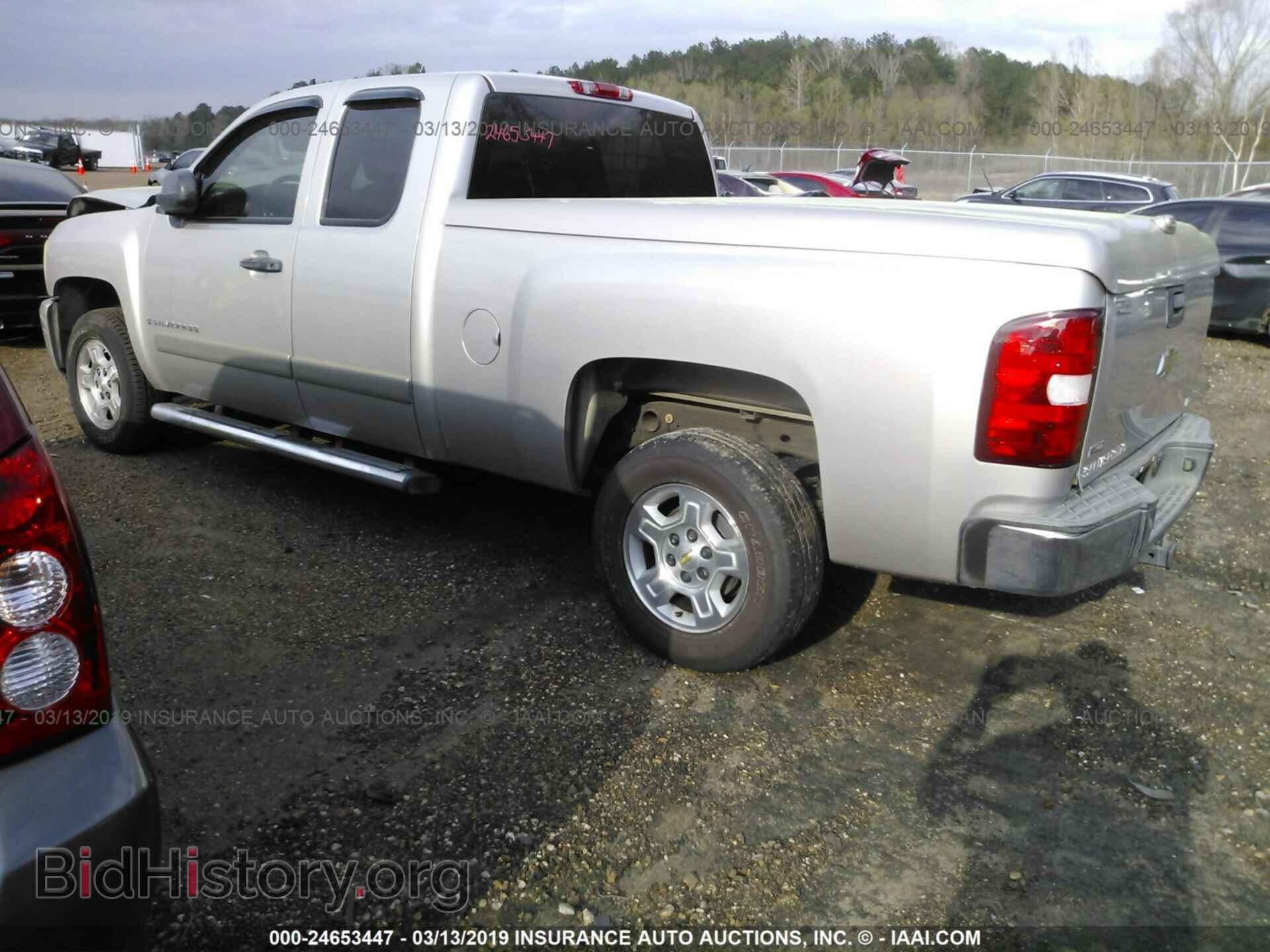 2007 CHEVROLET SILVERADO - VIN: 2GCEC190971679772 - Фото 3