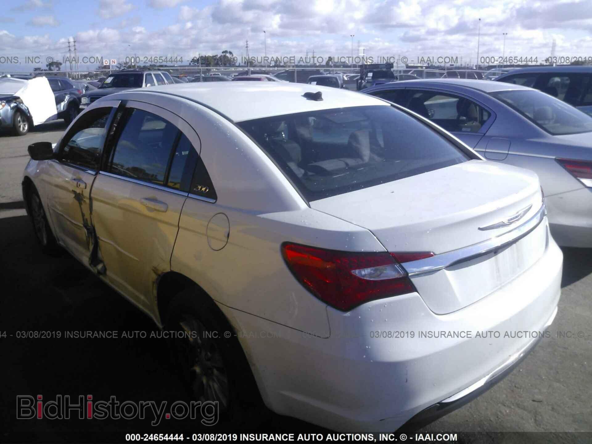 2012 CHRYSLER 200 - VIN: 1C3CCBAB5CN191426 - Фото 3