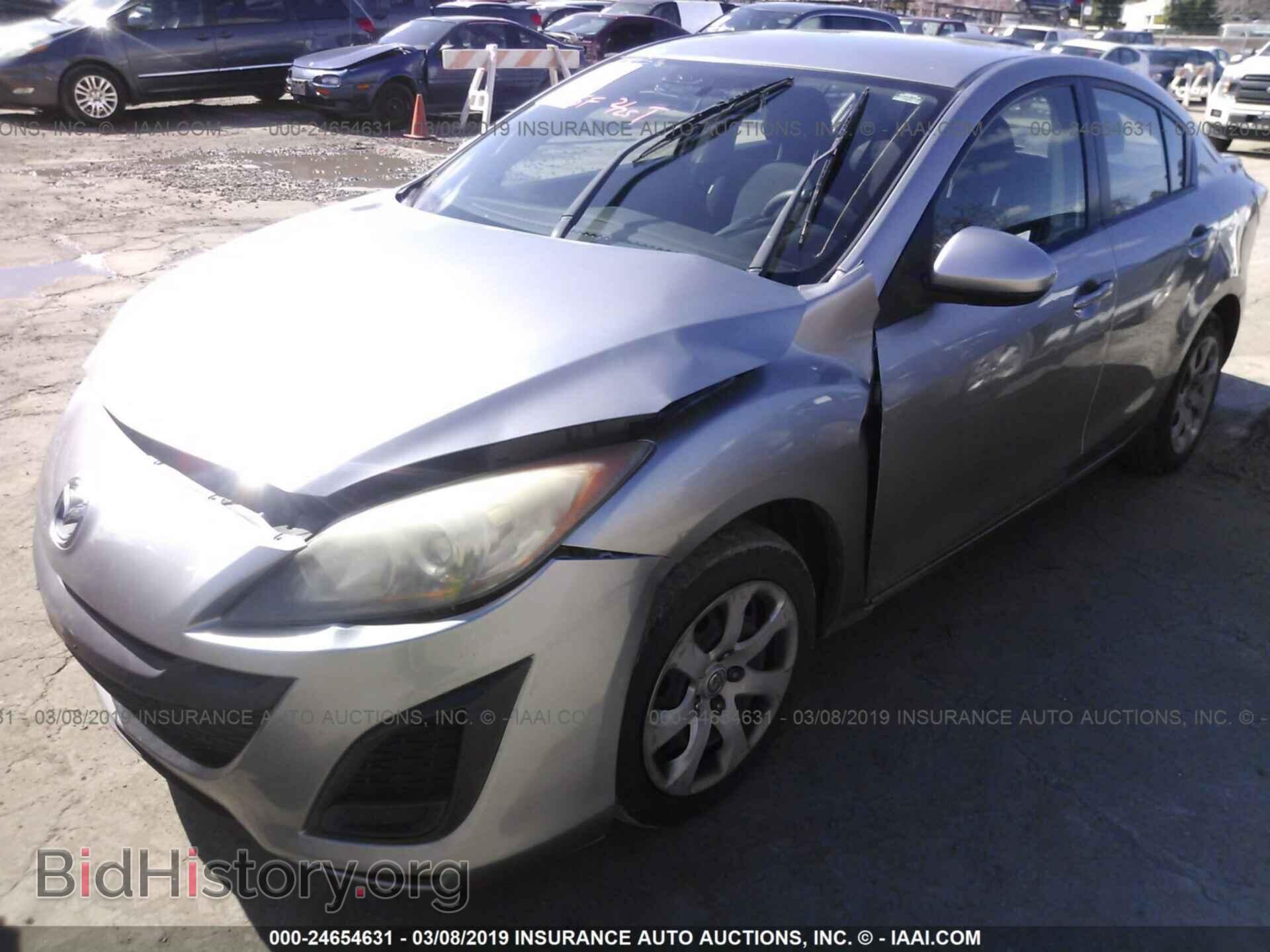 2011 MAZDA 3 - VIN: JM1BL1UG1B1423003 - Фото 2