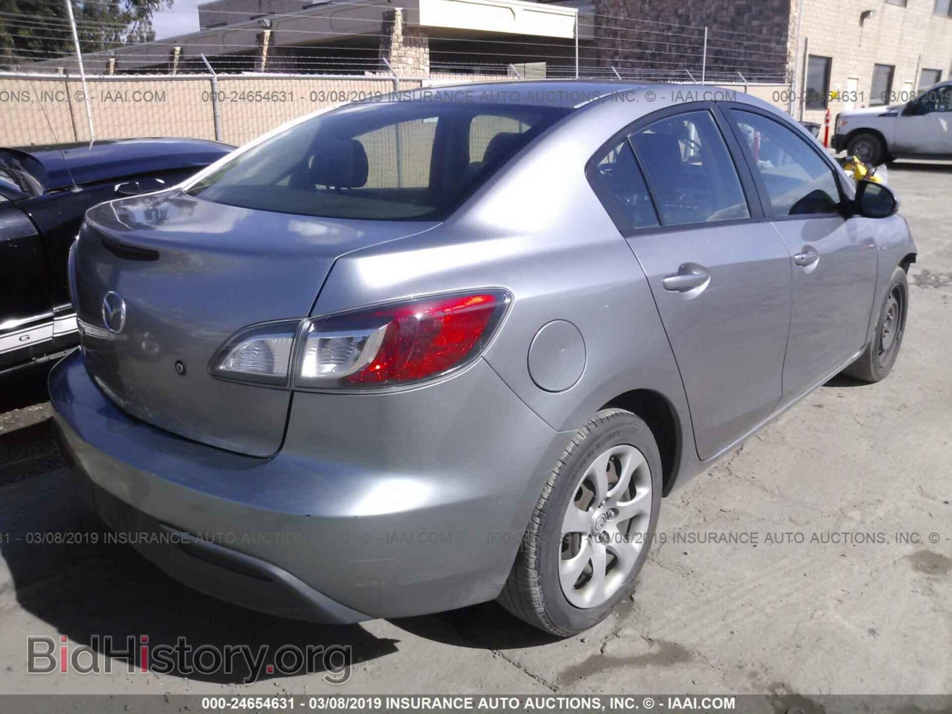 2011 MAZDA 3 - VIN: JM1BL1UG1B1423003 - Фото 4