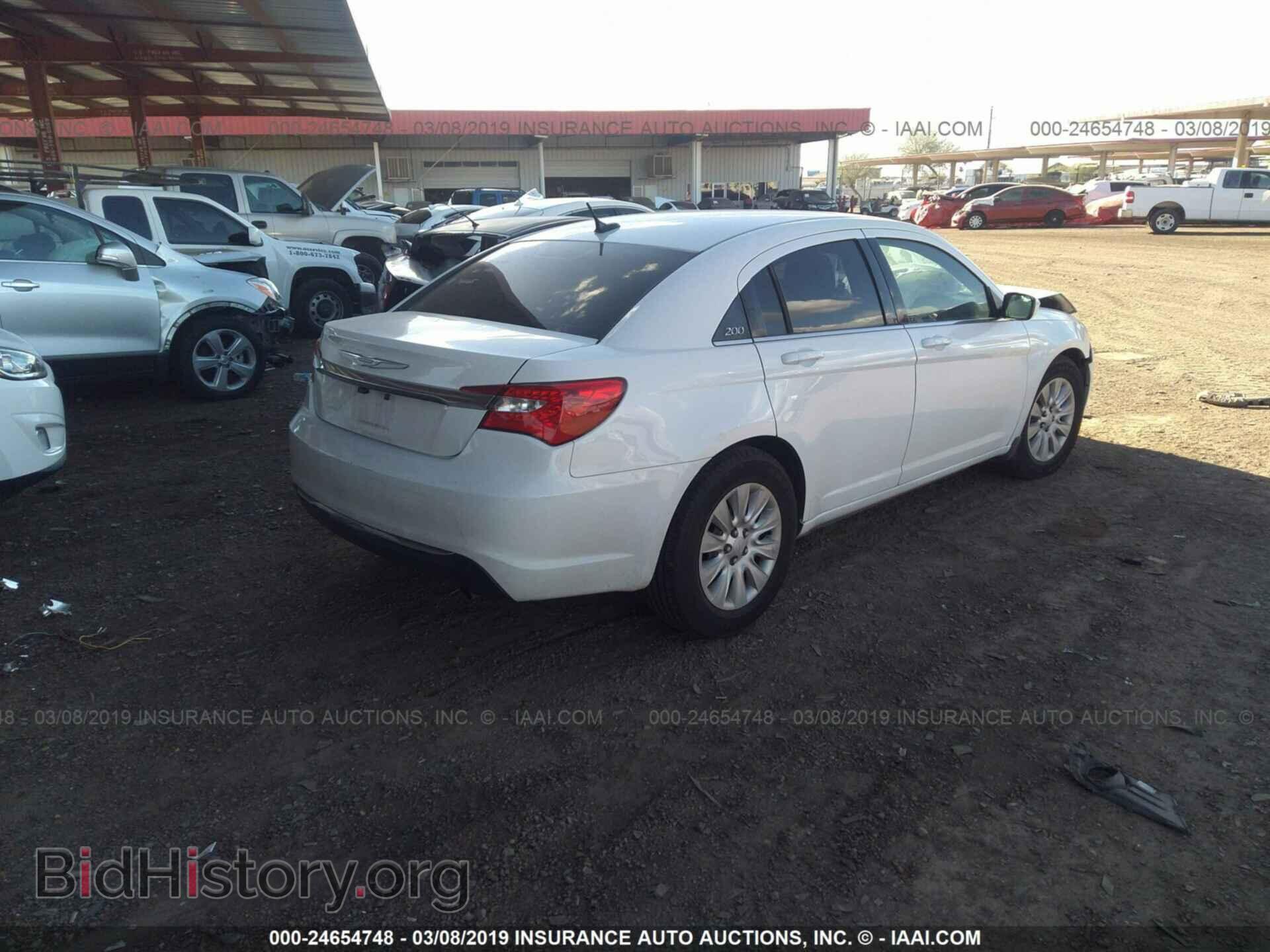 2012 CHRYSLER 200 - VIN: 1C3CCBAB7CN273576 - Фото 4