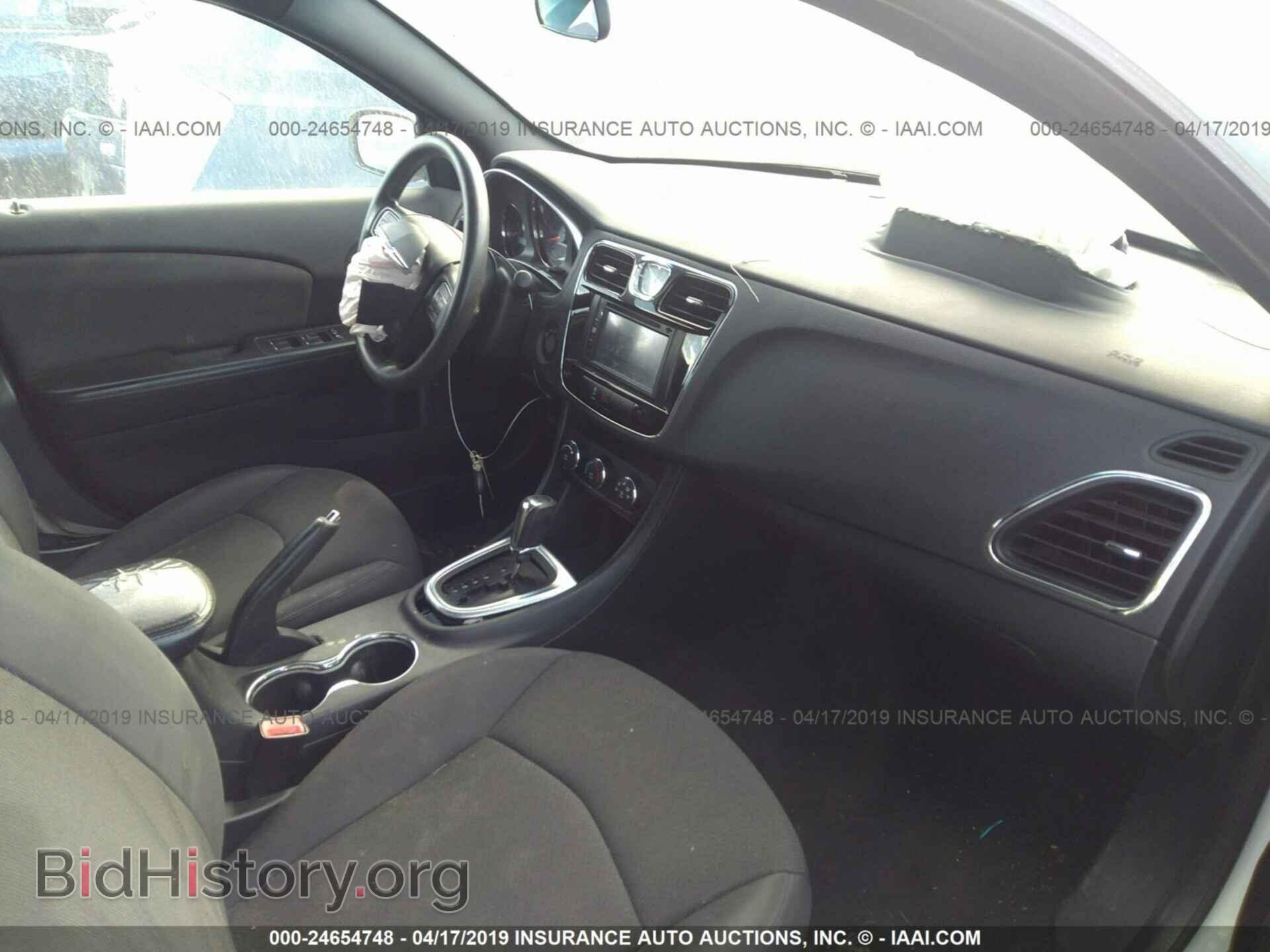 2012 CHRYSLER 200 - VIN: 1C3CCBAB7CN273576 - Фото 5