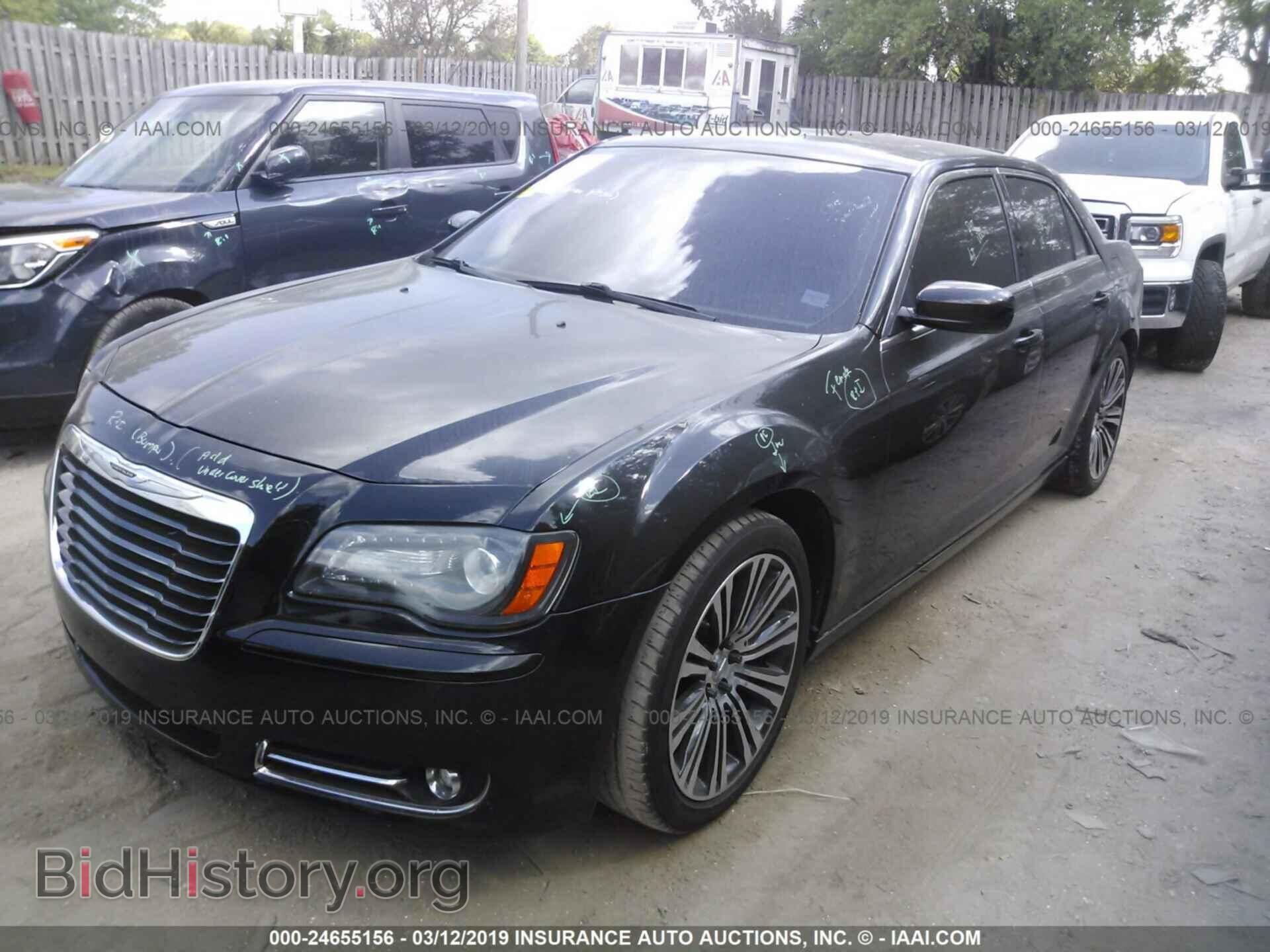 2012 CHRYSLER 300 - VIN: 2C3CCABG7CH229087 - Фото 2