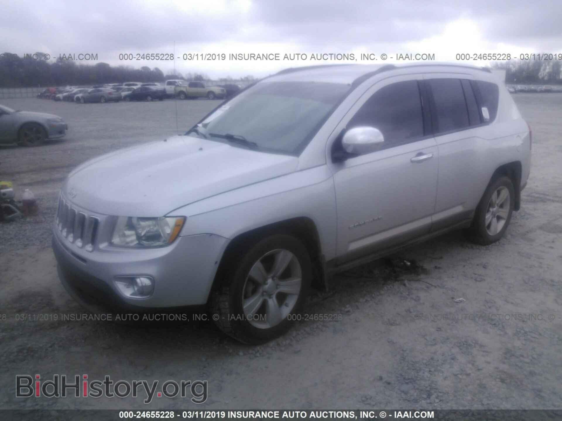 2011 JEEP COMPASS - VIN: 1J4NF1FB0BD215564 - Photo 2