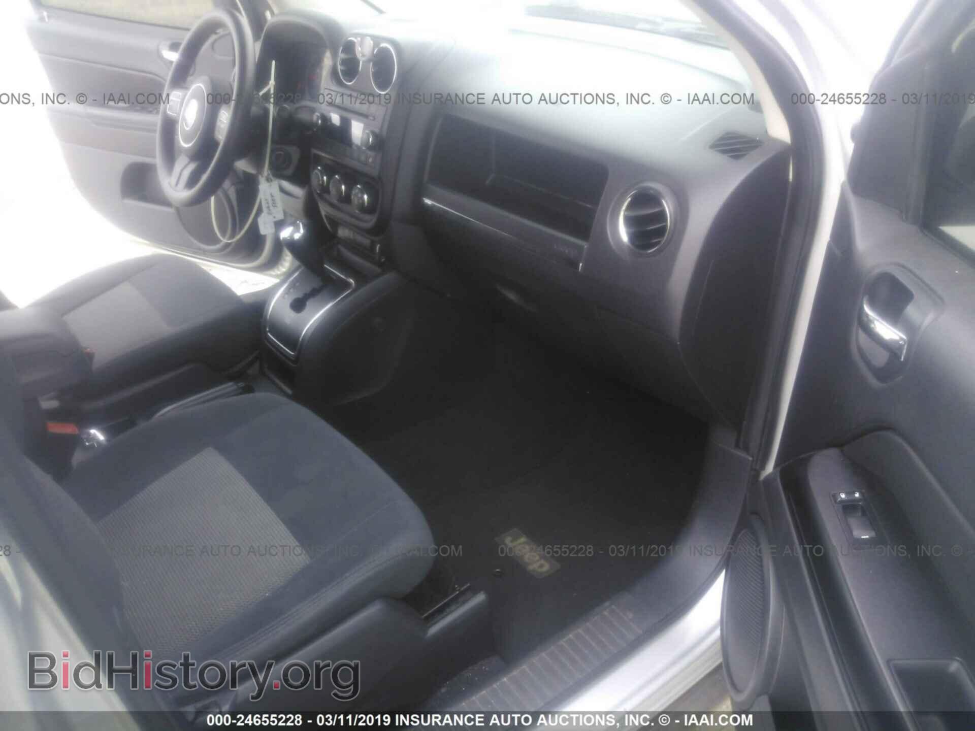 2011 JEEP COMPASS - VIN: 1J4NF1FB0BD215564 - Photo 5