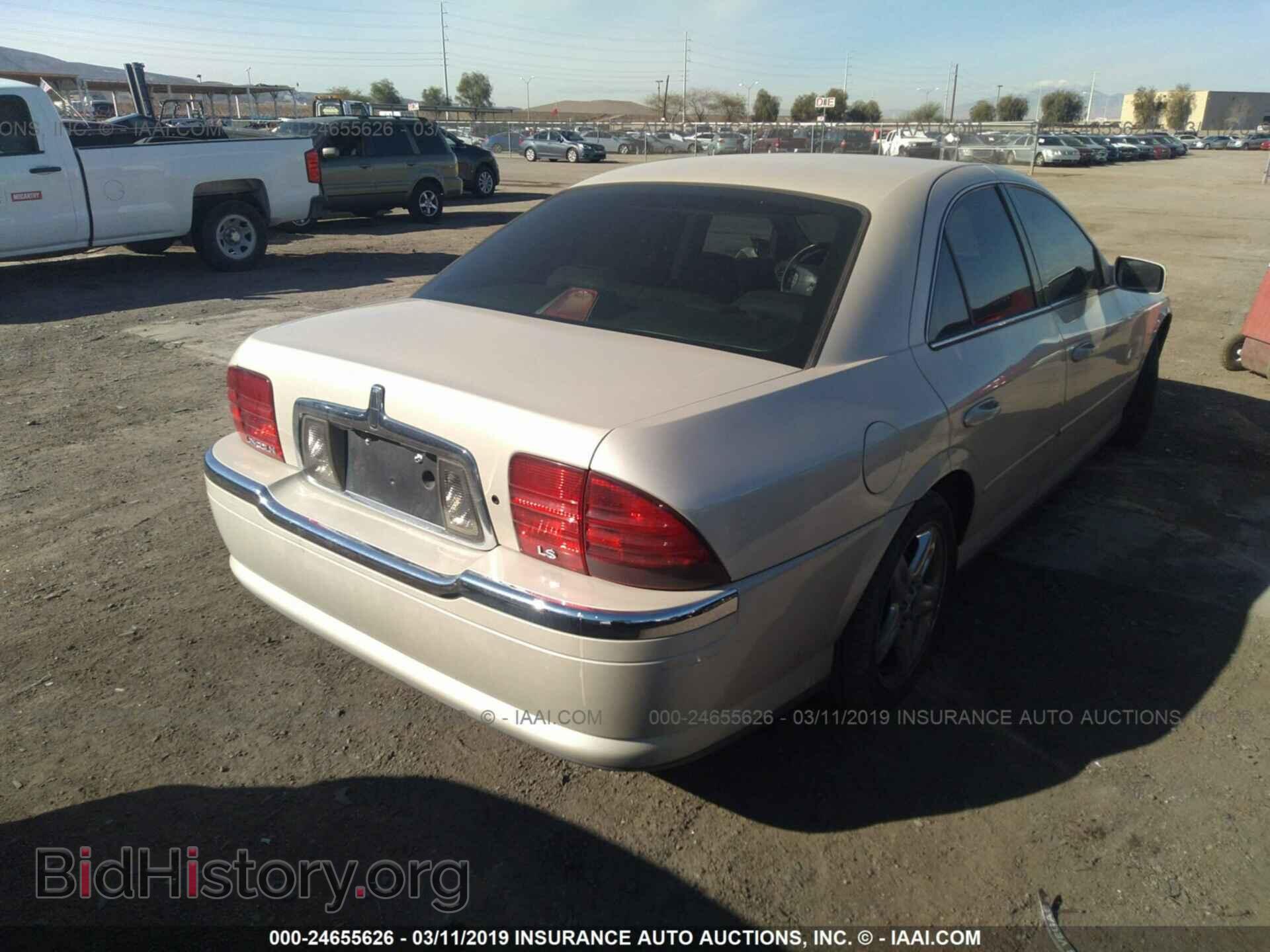 2002 LINCOLN LS - VIN: 1LNHM86S82Y705918 - Фото 4