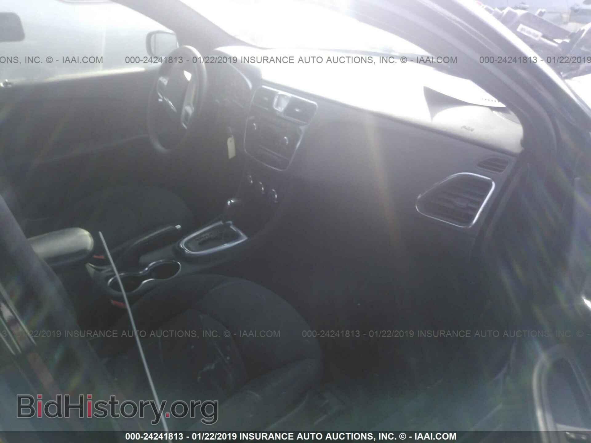 2013 CHRYSLER 200 - VIN: 1C3CCBBG1DN528167 - Photo 5