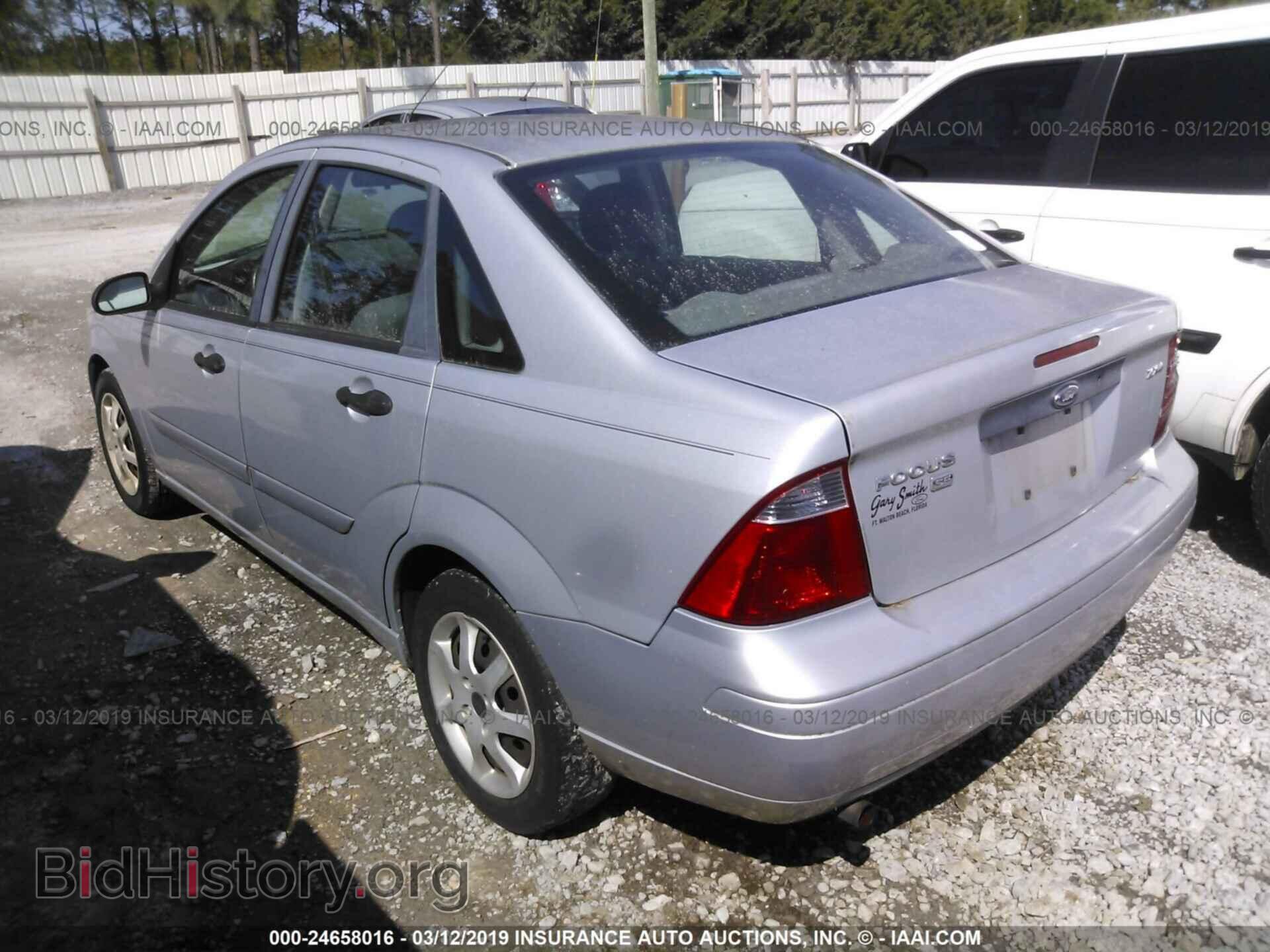 2005 FORD FOCUS - VIN: 1FAFP34N45W223195 - Фото 3