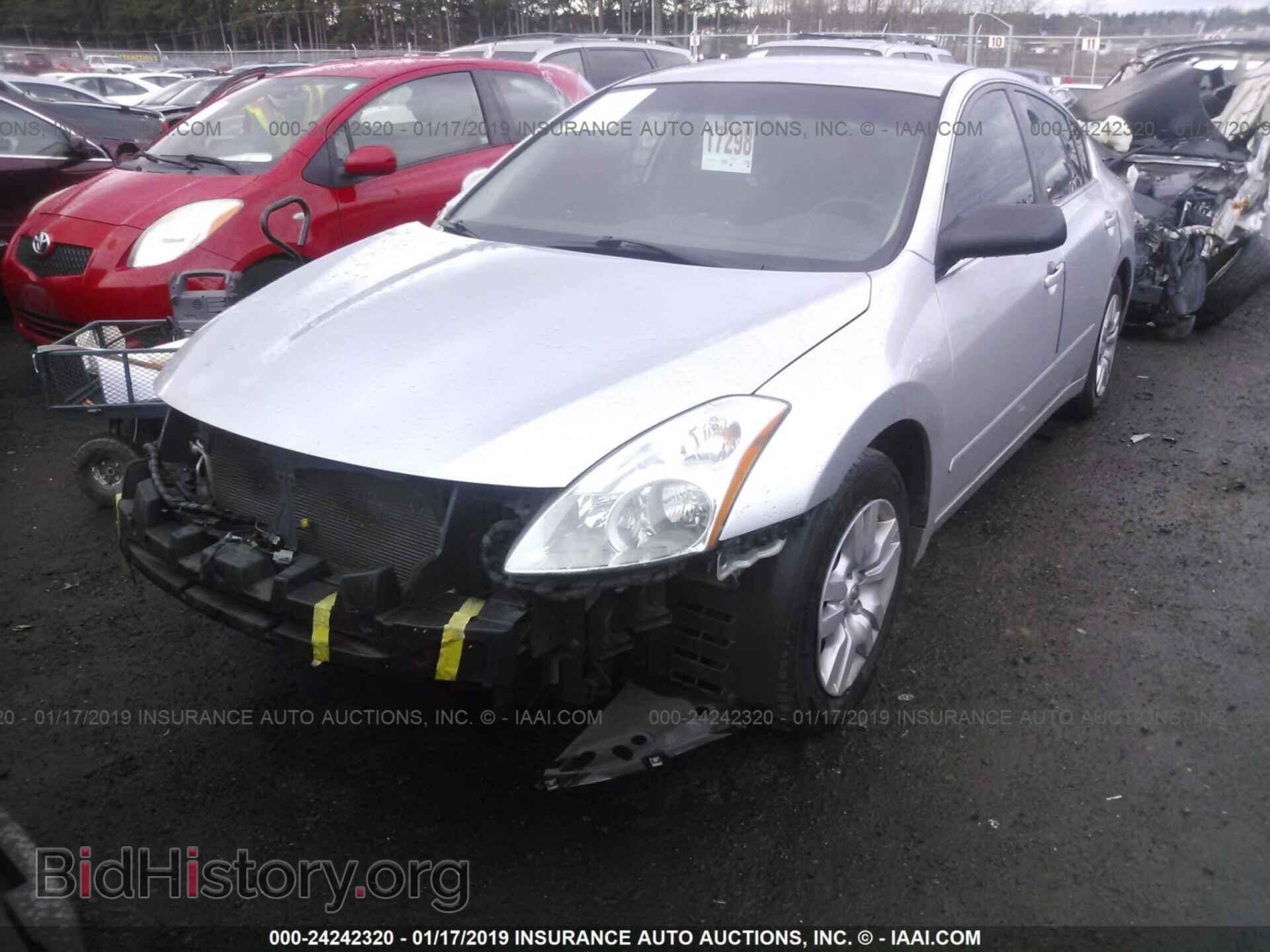 2017 MAZDA 3 - VIN: JM1BN1V76H1120526 - Фото 2