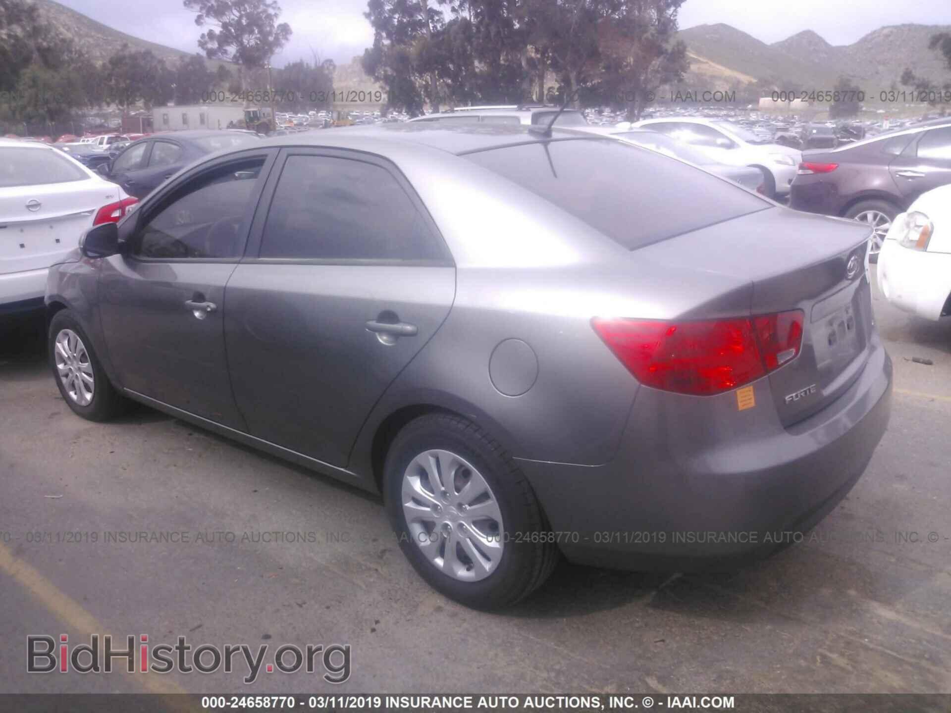 2011 KIA FORTE - VIN: KNAFU4A29B5458581 - Фото 3
