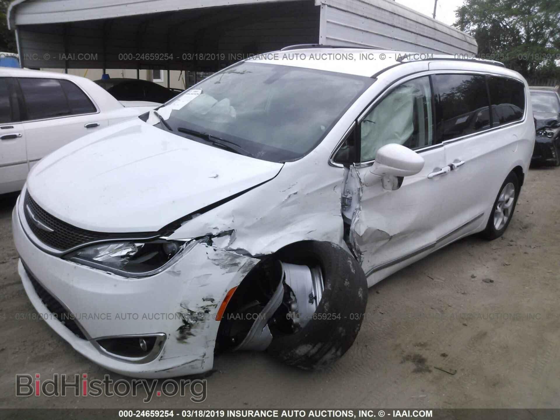 2017 CHRYSLER PACIFICA - VIN: 2C4RC1EG8HR680905 - Photo 2