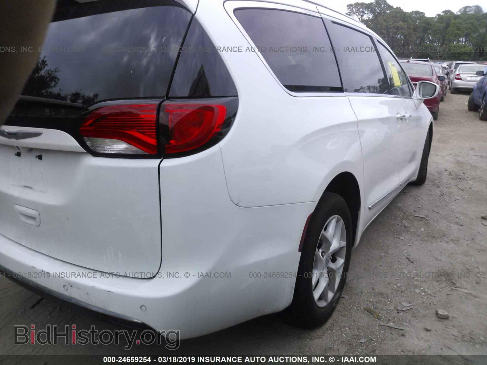 2017 CHRYSLER PACIFICA - VIN: 2C4RC1EG8HR680905 - Photo 4