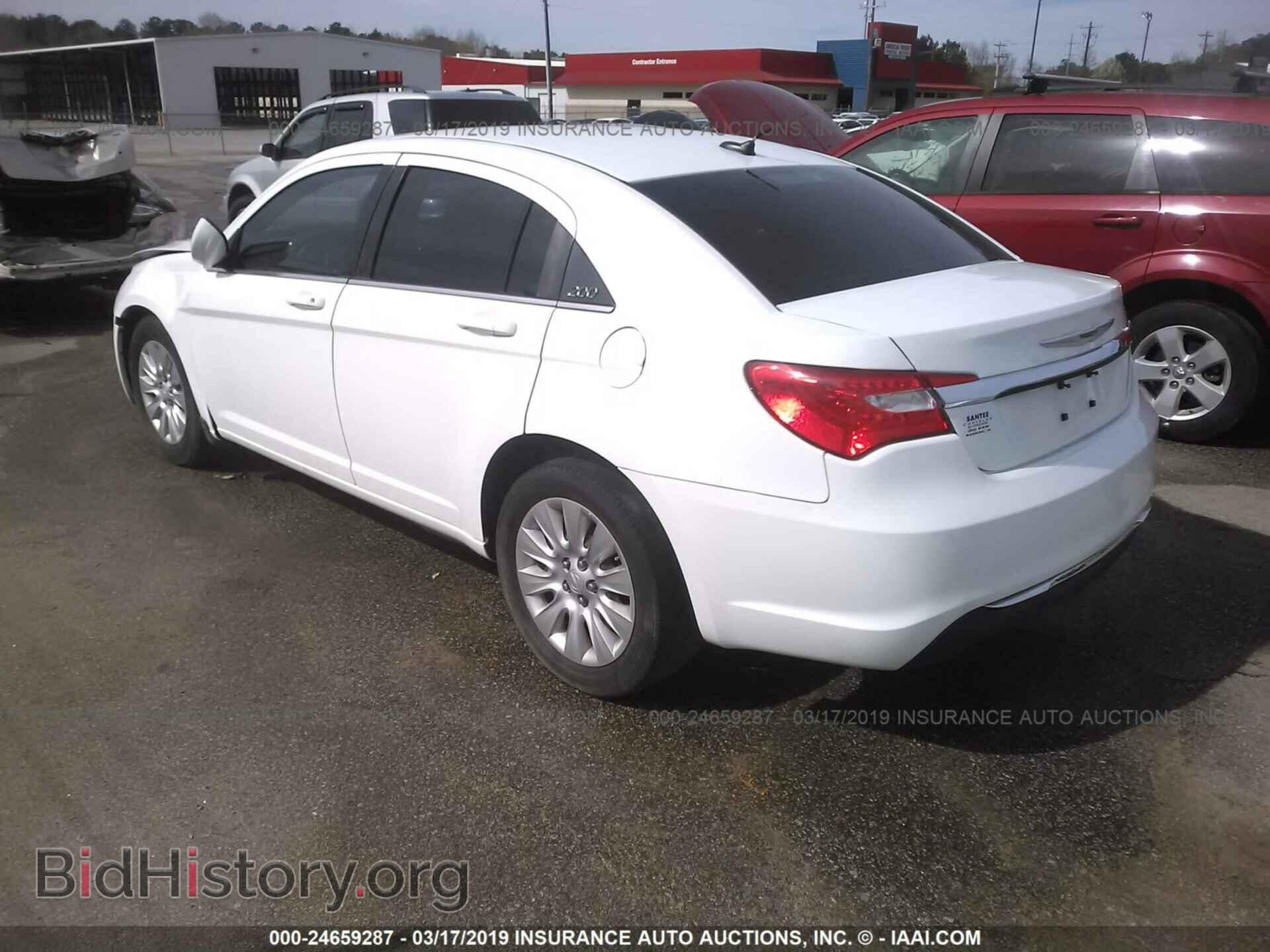 2011 CHRYSLER 200 - VIN: 1C3BC4FB9BN585610 - Фото 3
