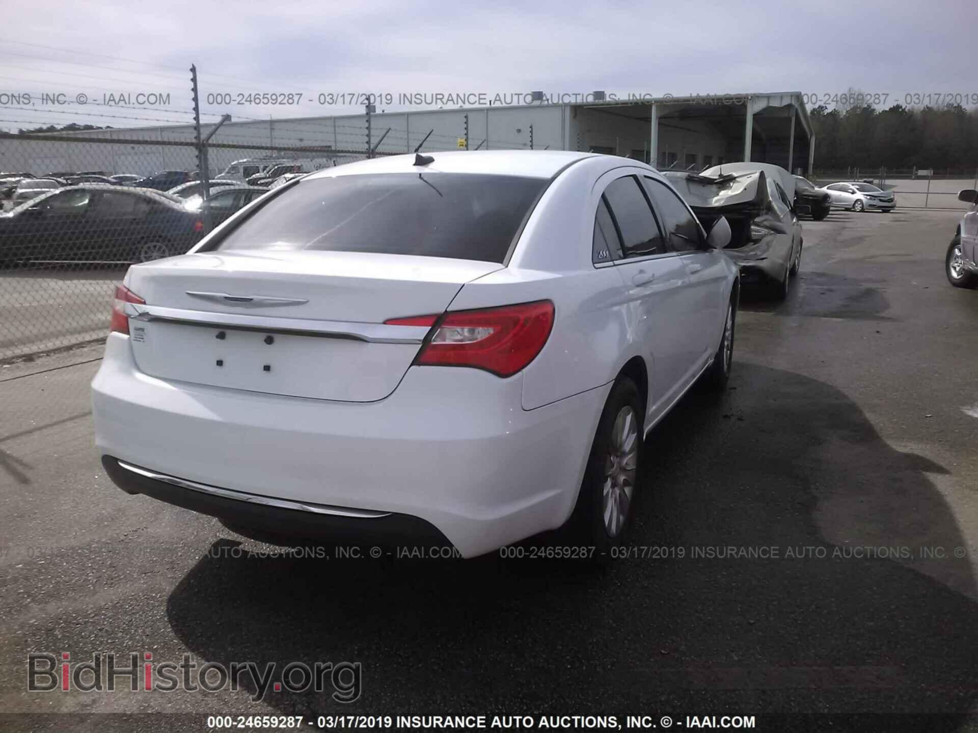 2011 CHRYSLER 200 - VIN: 1C3BC4FB9BN585610 - Фото 4