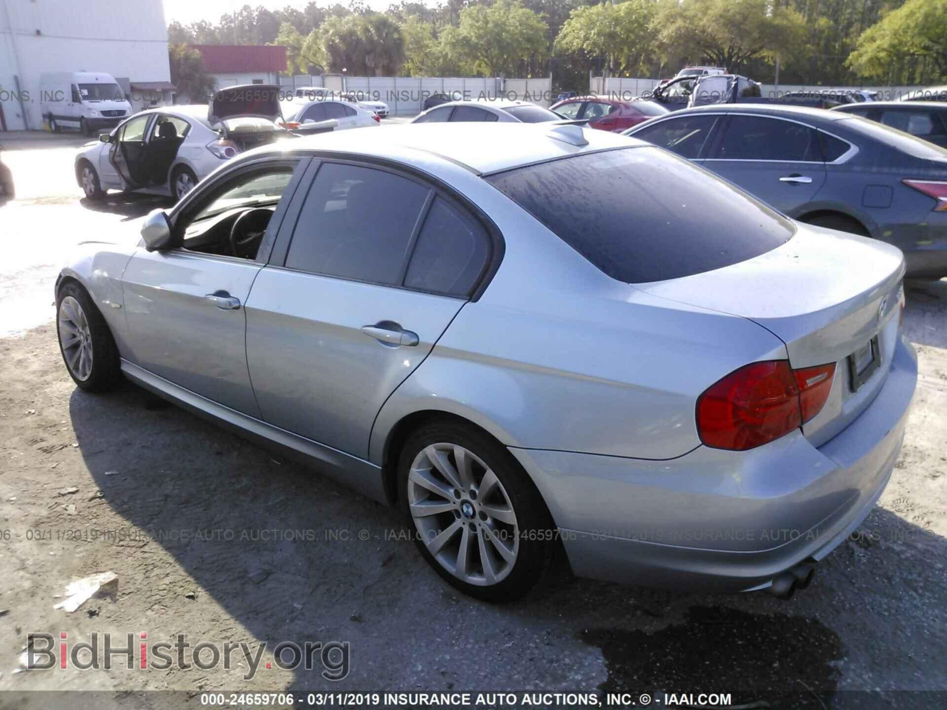 2011 BMW 328 - VIN: WBAPH7C53BE681068 - Фото 3