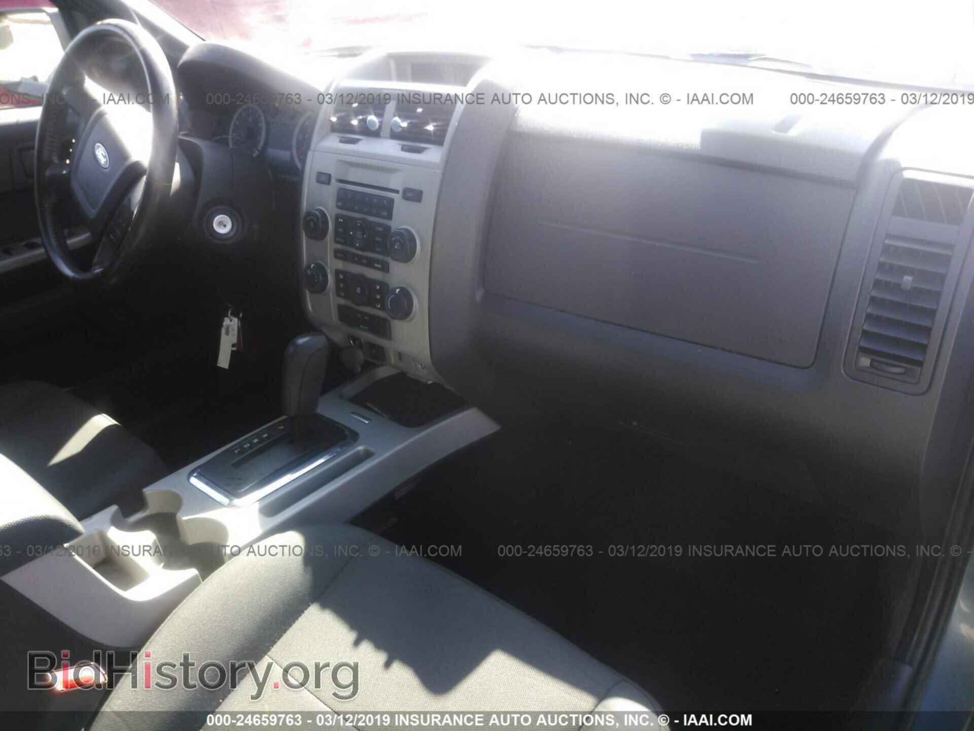 2011 FORD ESCAPE - VIN: 1FMCU0DG6BKA73529 - Фото 5