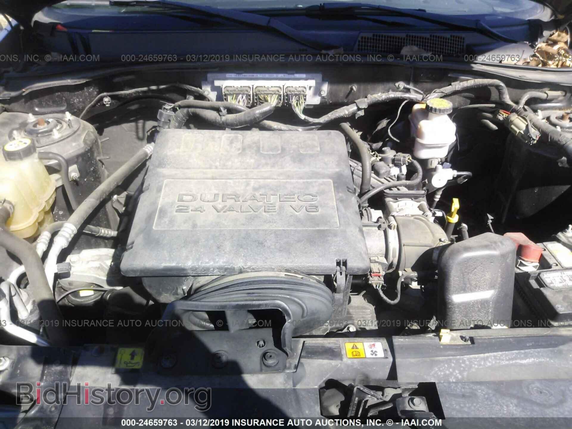 2011 FORD ESCAPE - VIN: 1FMCU0DG6BKA73529 - Фото 10
