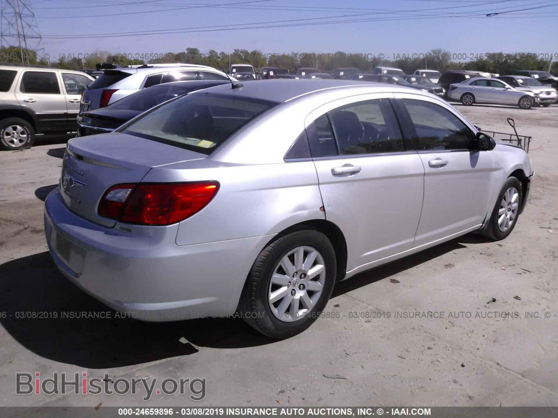 2010 CHRYSLER SEBRING - VIN: 1C3CC4FB8AN128600 - Photo 4