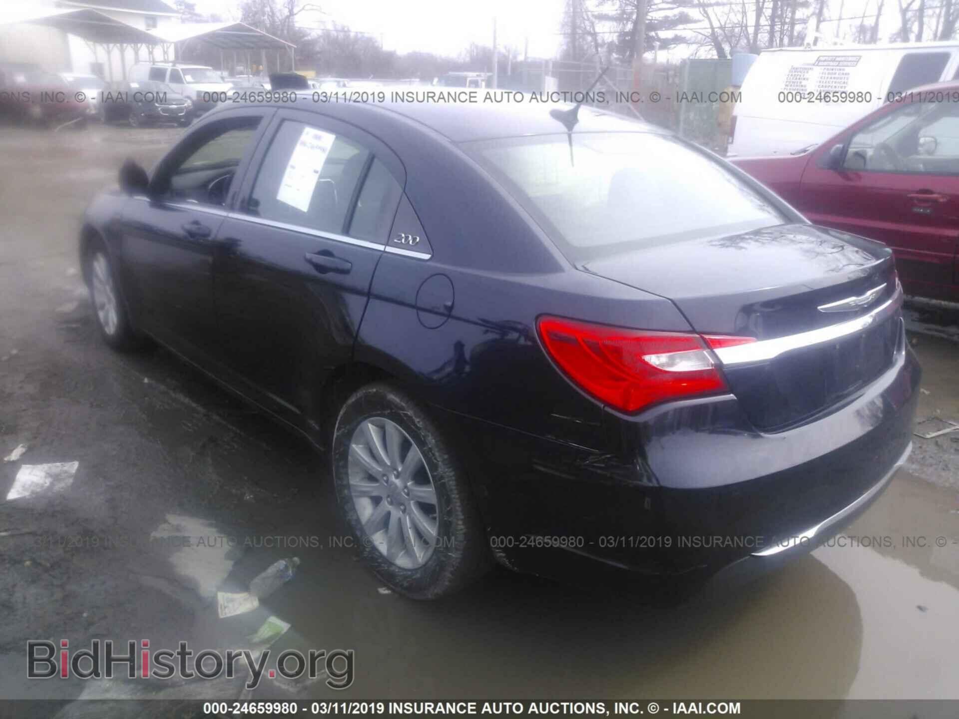 2011 CHRYSLER 200 - VIN: 1C3BC1FB4BN600576 - Фото 3