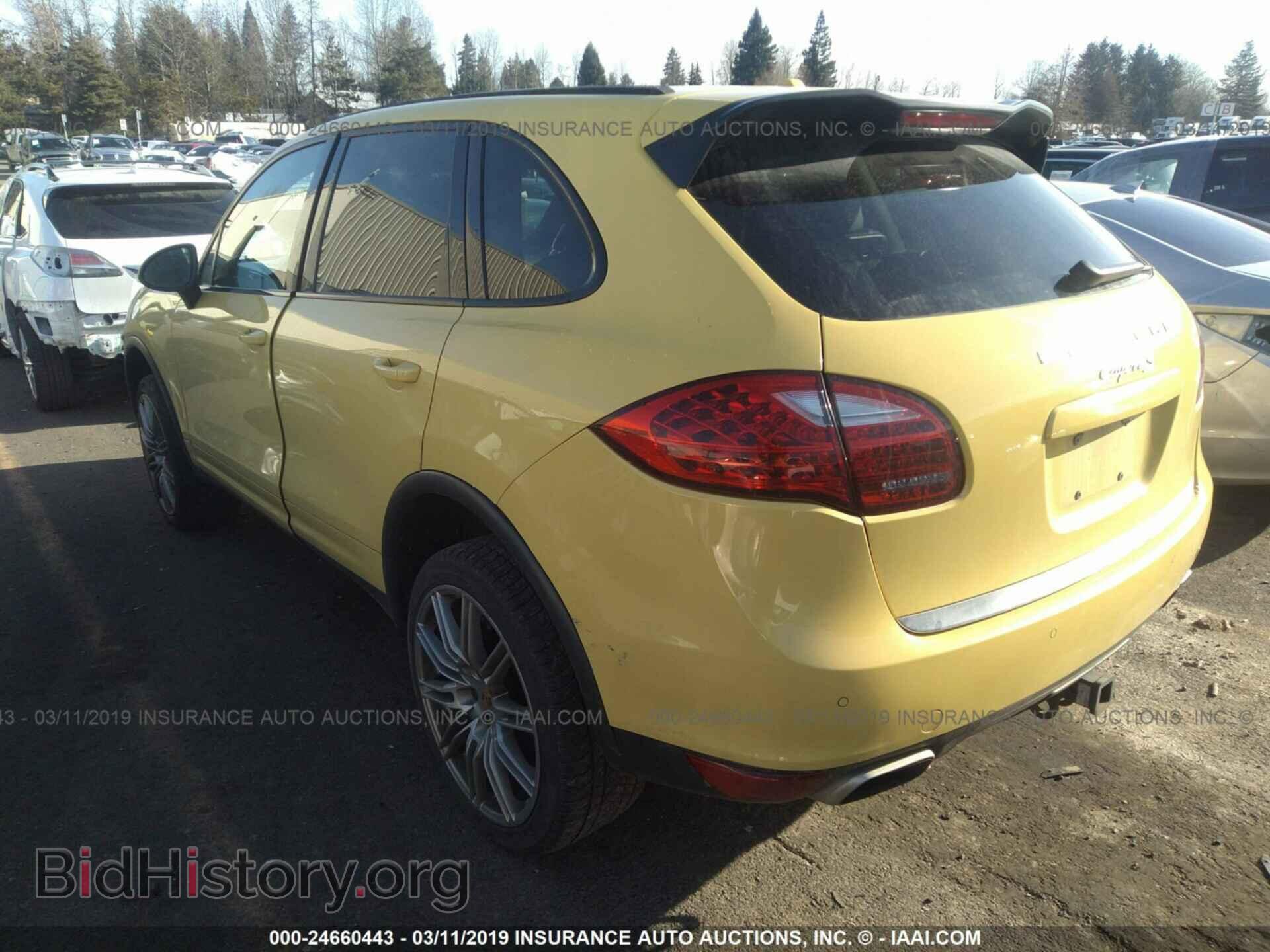 2011 PORSCHE CAYENNE - VIN: WP1AB2A28BLA47464 - Фото 3