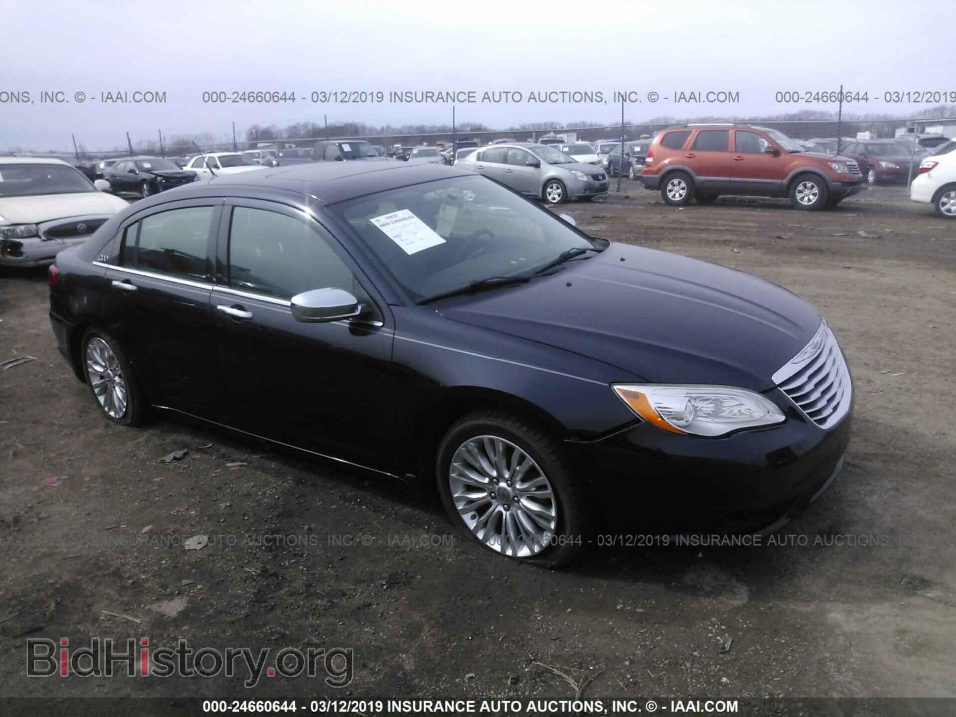 Фотография 1C3BC2FG2BN505662 - CHRYSLER 200 2011