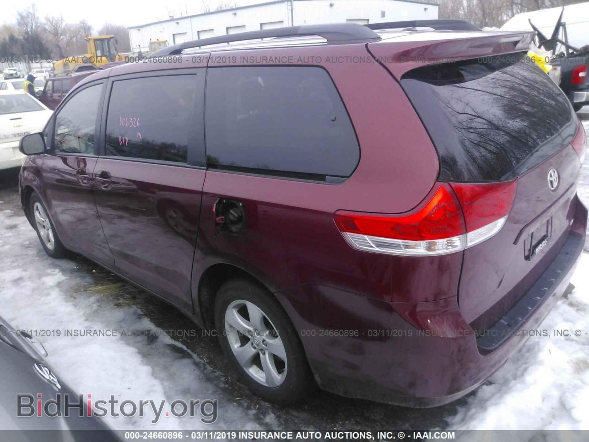 2013 TOYOTA SIENNA - VIN: 5TDKK3DC8DS290791 - Фото 3