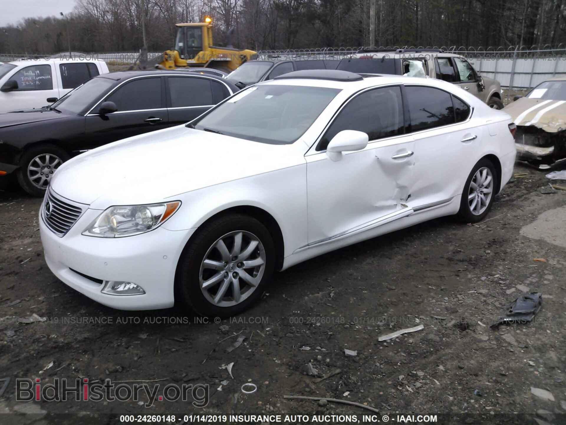 2007 LEXUS LS - VIN: JTHBL46FX75035188 - Photo 2