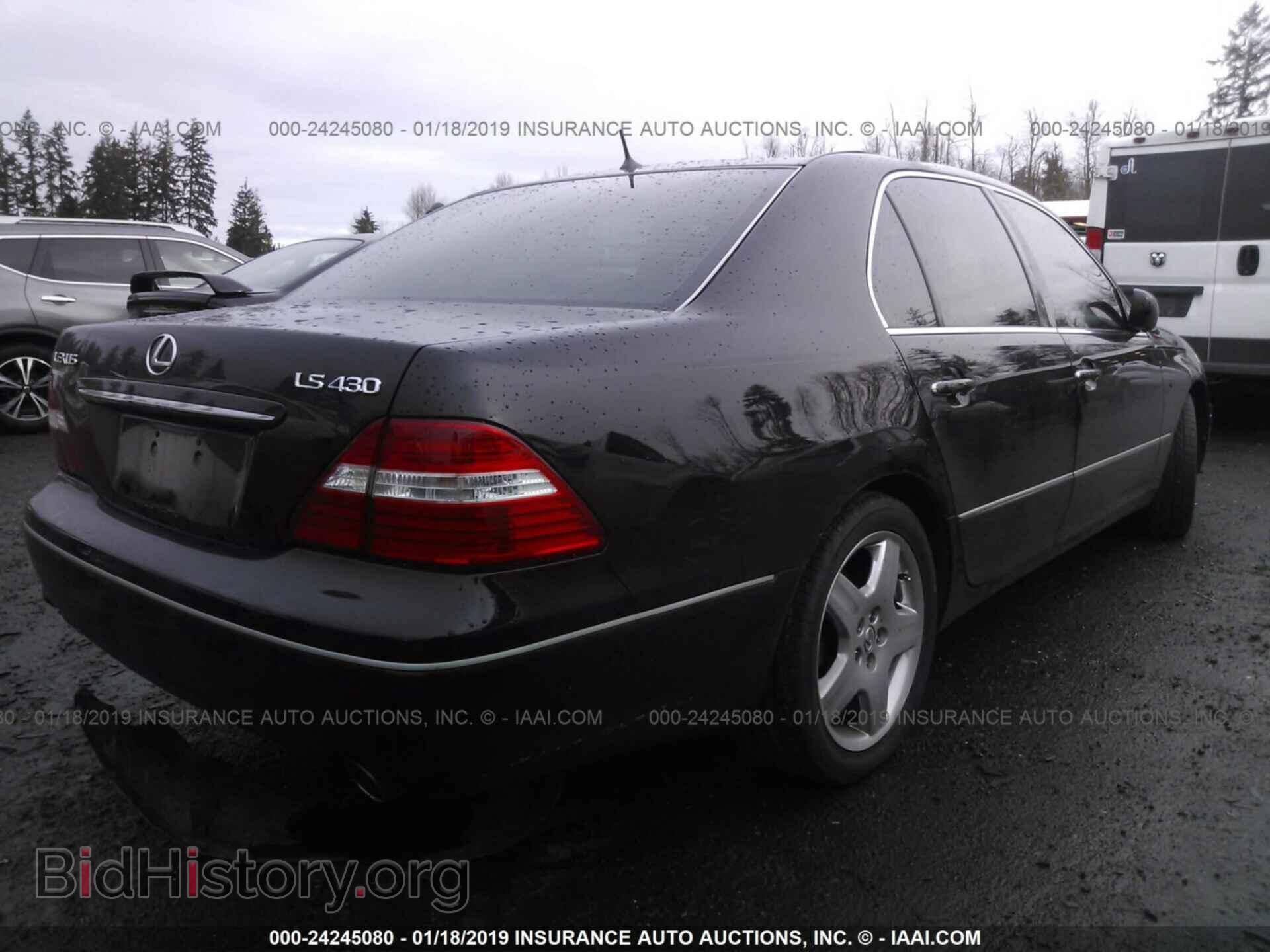 2005 LEXUS LS - VIN: JTHBN36F950177031 - Photo 4