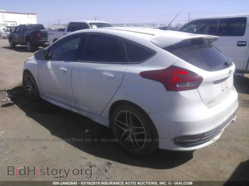 2016 Ford FOCUS (VIN 1FADP3L91GL275383) — photo 3 of 10