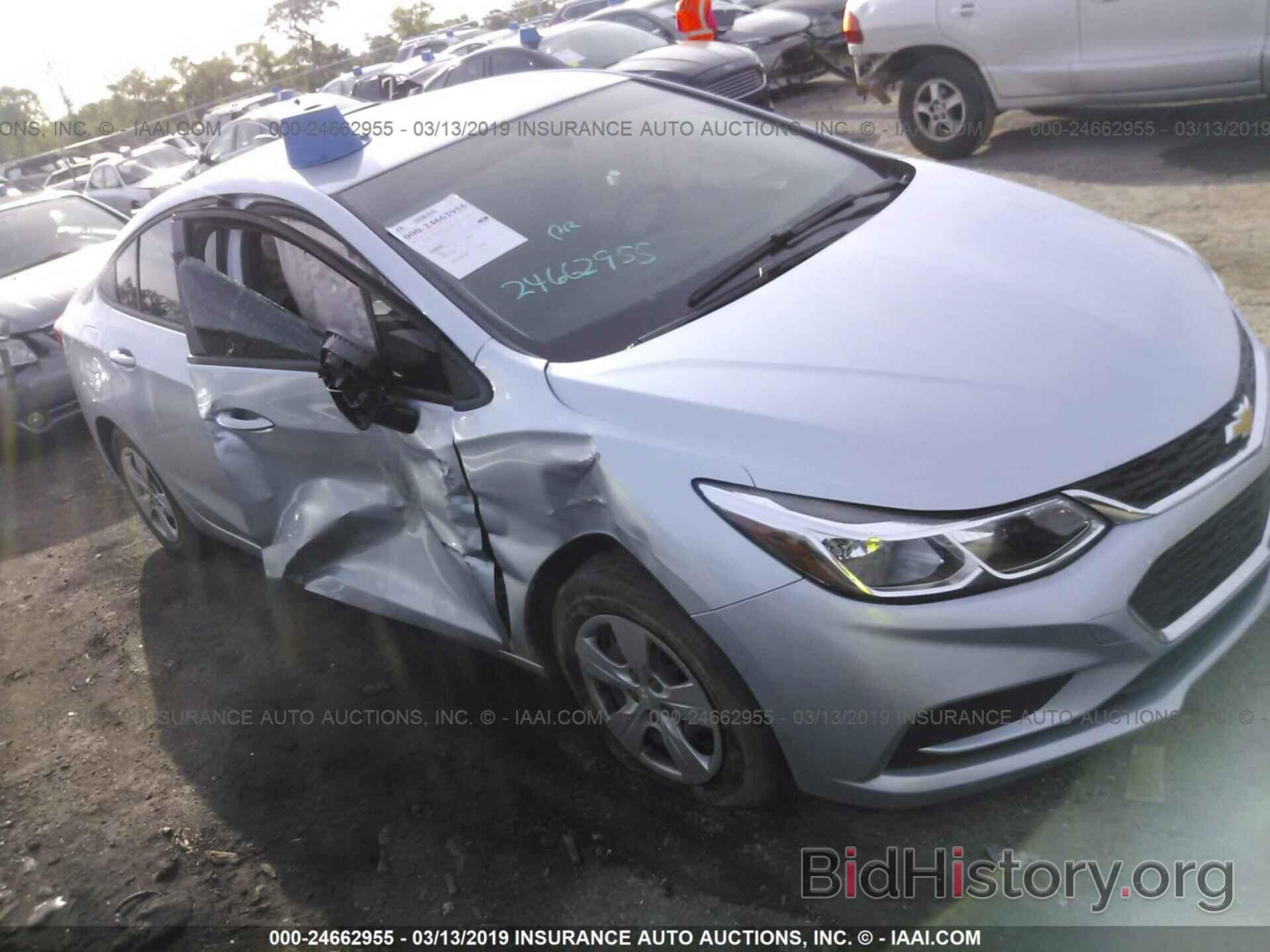 Photo 1G1BC5SM3H7278755 - CHEVROLET CRUZE 2017