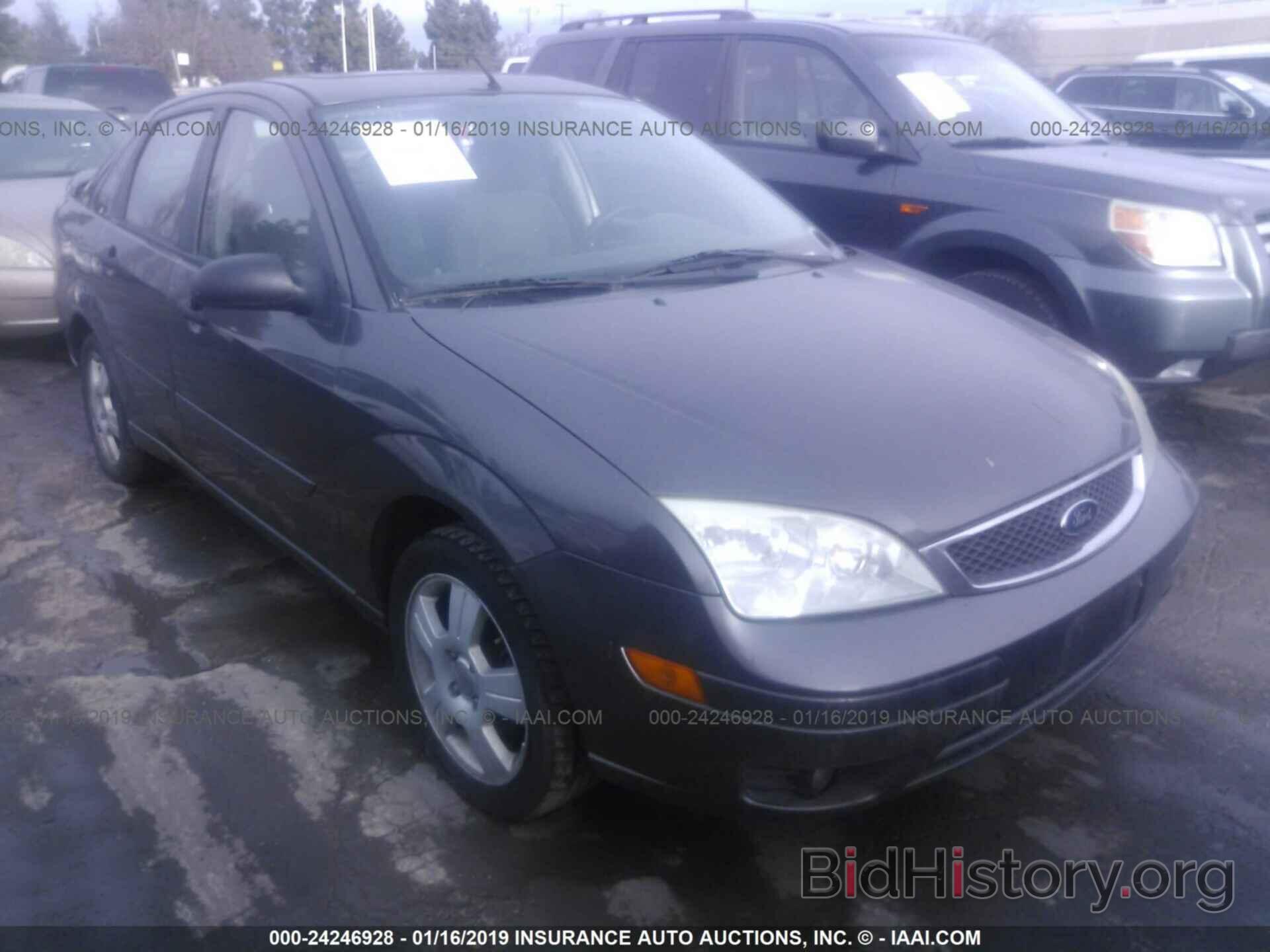 Photo 1FAFP34N75W268955 - FORD FOCUS 2005