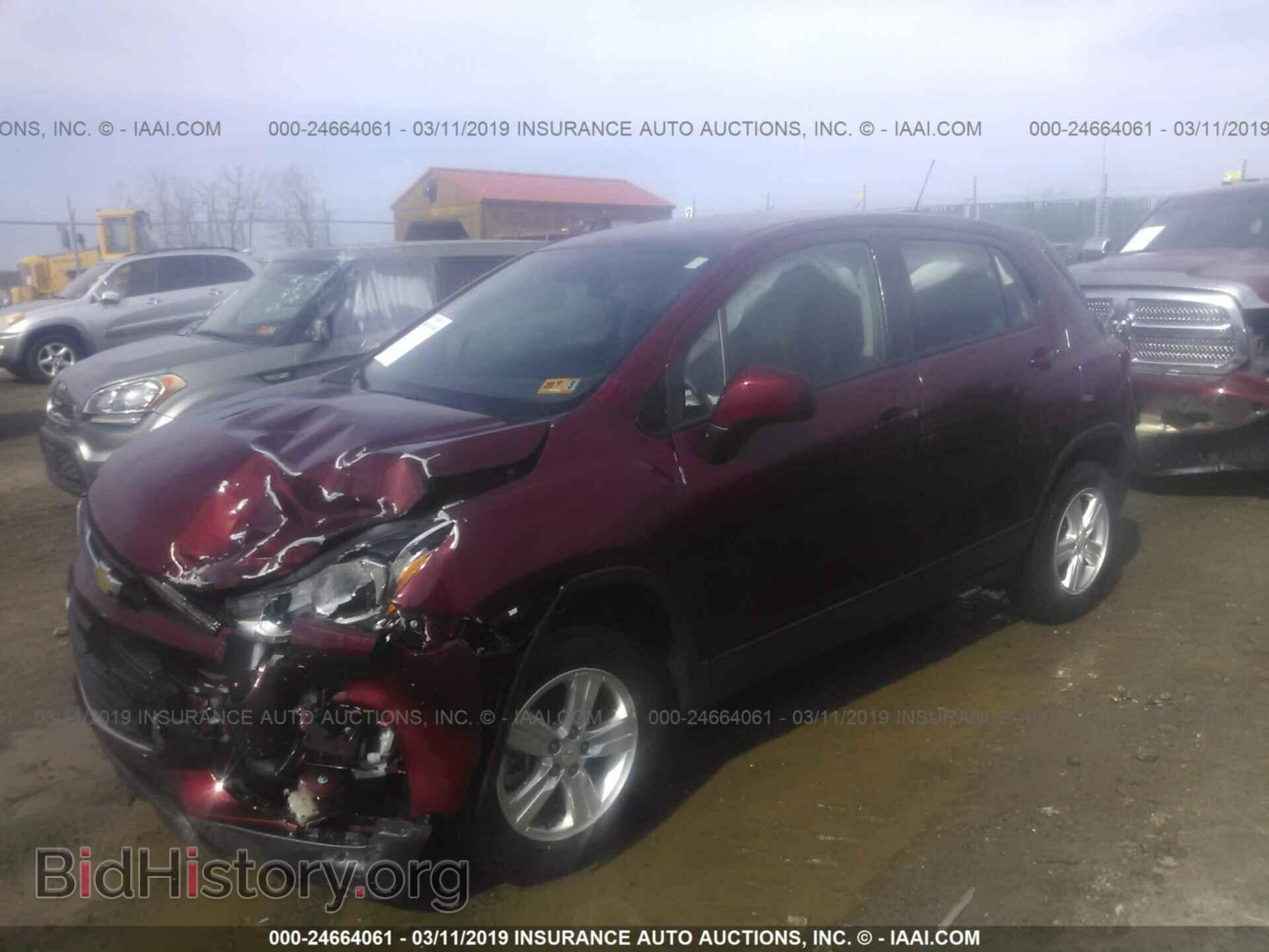 2017 CHEVROLET TRAX - VIN: 3GNCJNSB6HL192553 - Фото 2