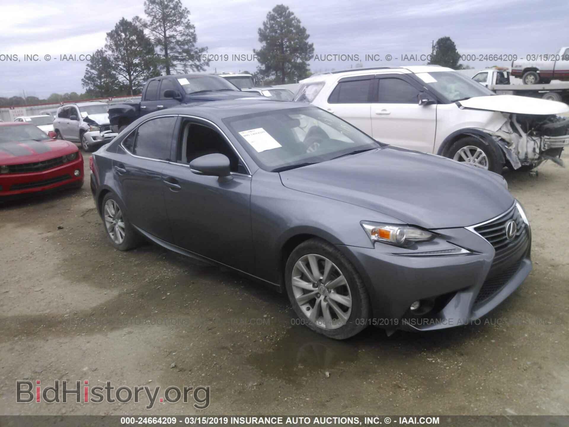 Фотография JTHBE1D29F5018132 - LEXUS IS 2015